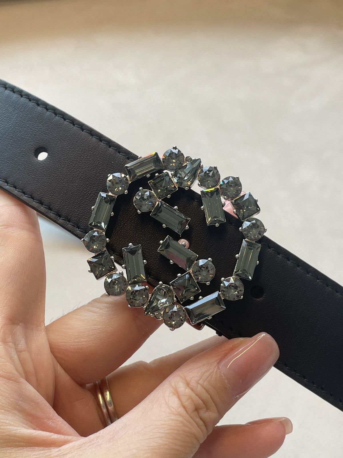 Gucci Authentic Gucci Leather Belt with Crystal Logo Buckle Size ONE SIZE - 2 Thumbnail