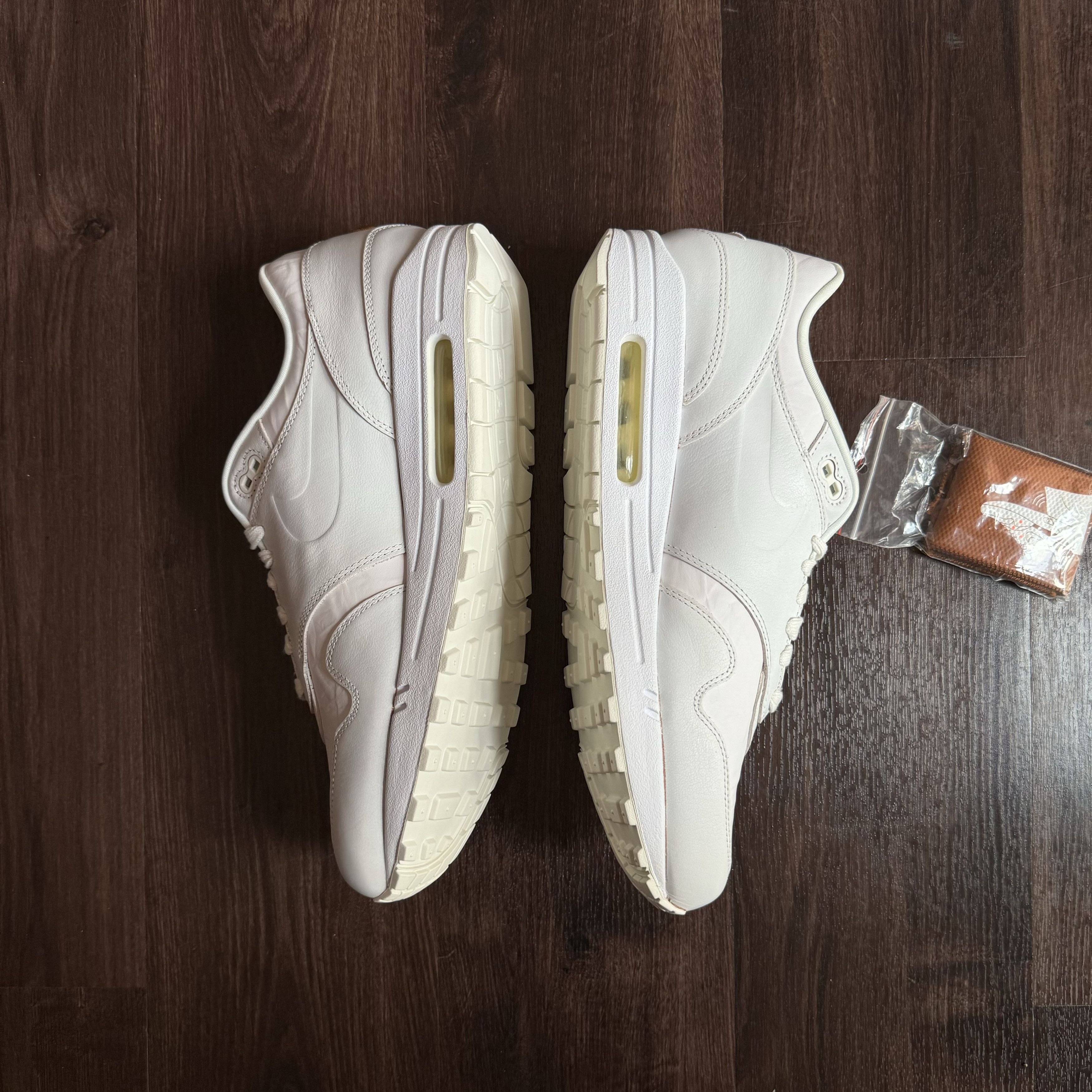 Nike W Air Max 1 (Yours) Size US 12 / IT 42 - 3 Thumbnail