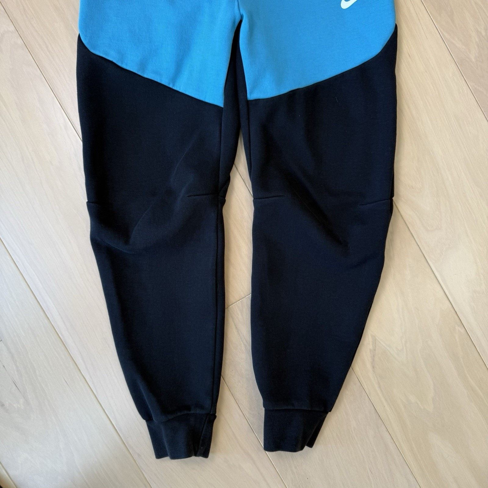 Nike Nike Tech Fleece Joggers Small Black Blue Sweatpants Size US 27 - 4 Thumbnail