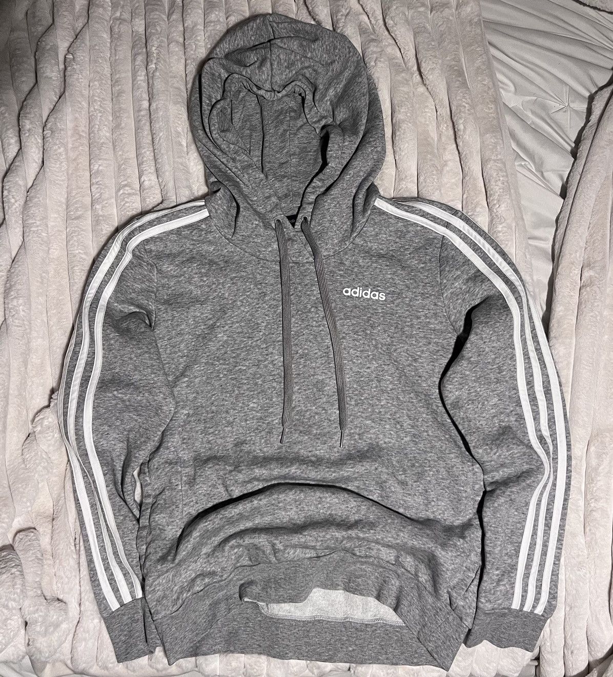 Adidas Adidas essentials fleece 3-stripes vegan pullover soft wash Size S / US 4 / IT 40 - 14 Thumbnail