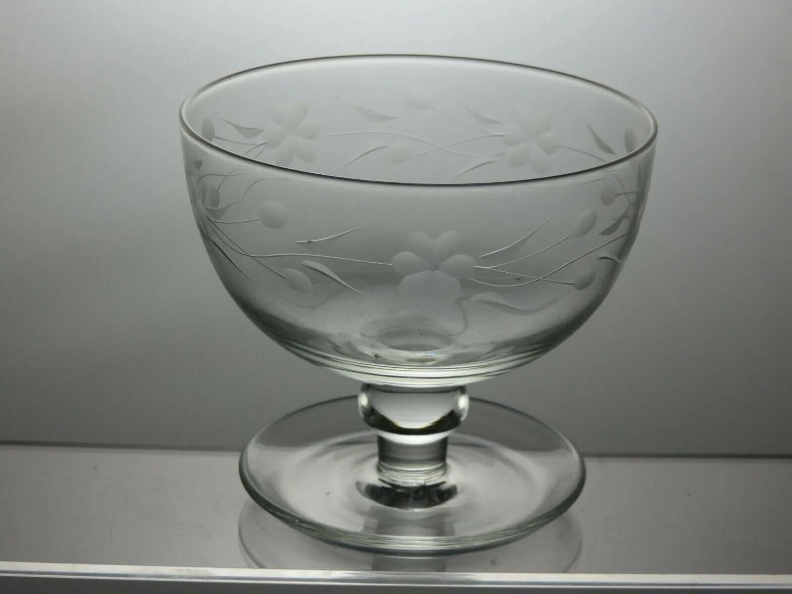 The Unbranded Brand 3 Etched Crystal Dessert Dishes Fruit Serving Footed bowls Size ONE SIZE - 2 Thumbnail