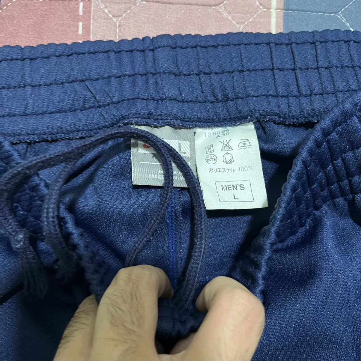 Nike Nike trackpant side button Size US 34 / EU 50 - 2 Thumbnail