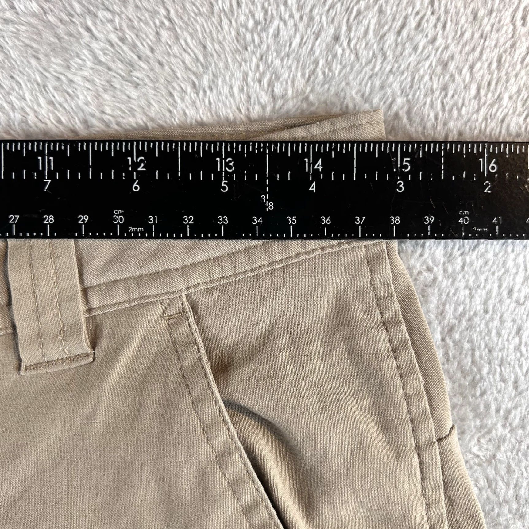 Vintage Columbia Cargo Shorts Mens 30 Beige Outdoor Hiking Summer Spring Fall Casual Travel Size US 30 / EU 46 - 3 Thumbnail