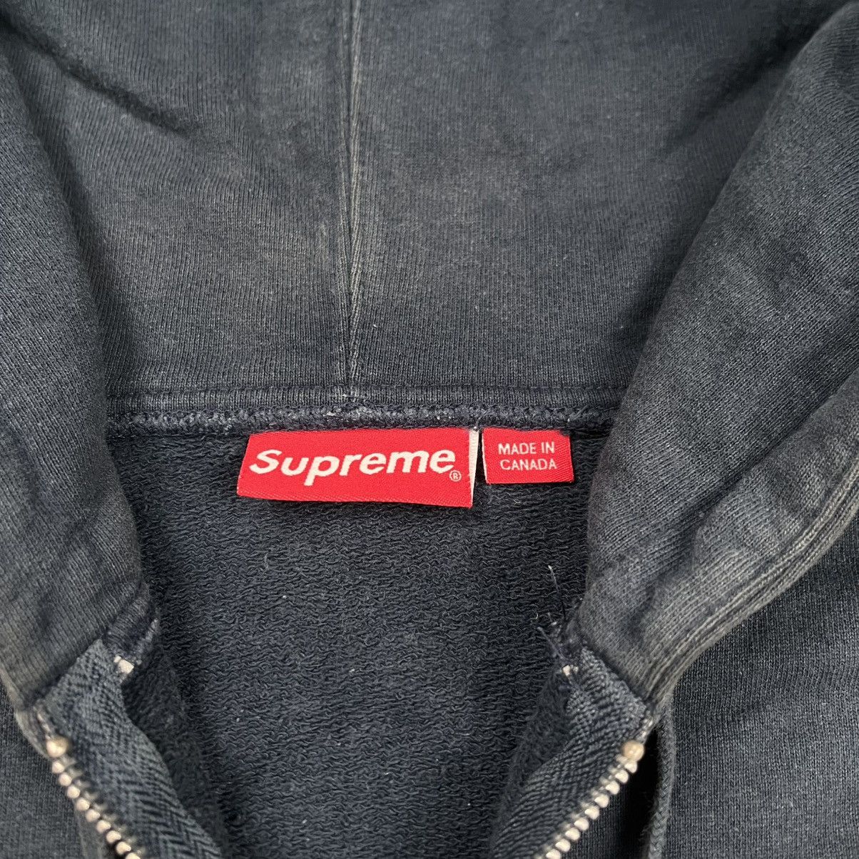 Supreme Supreme Small Logo Box Zipup Hoodie Navy Size US L / EU 52-54 / 3 - 8 Thumbnail