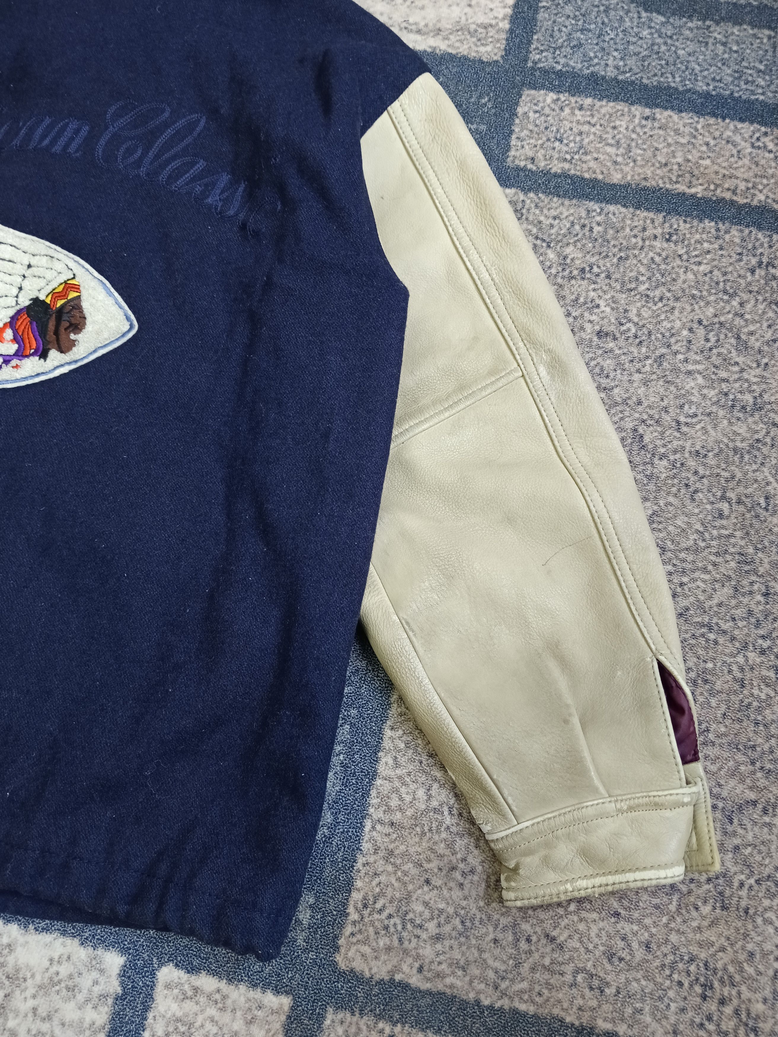 Avirex VINTAGE RED SKY AVIREX RED INDIAN VARSITY JACKET Size US S / EU 44-46 / 1 - 7 Thumbnail