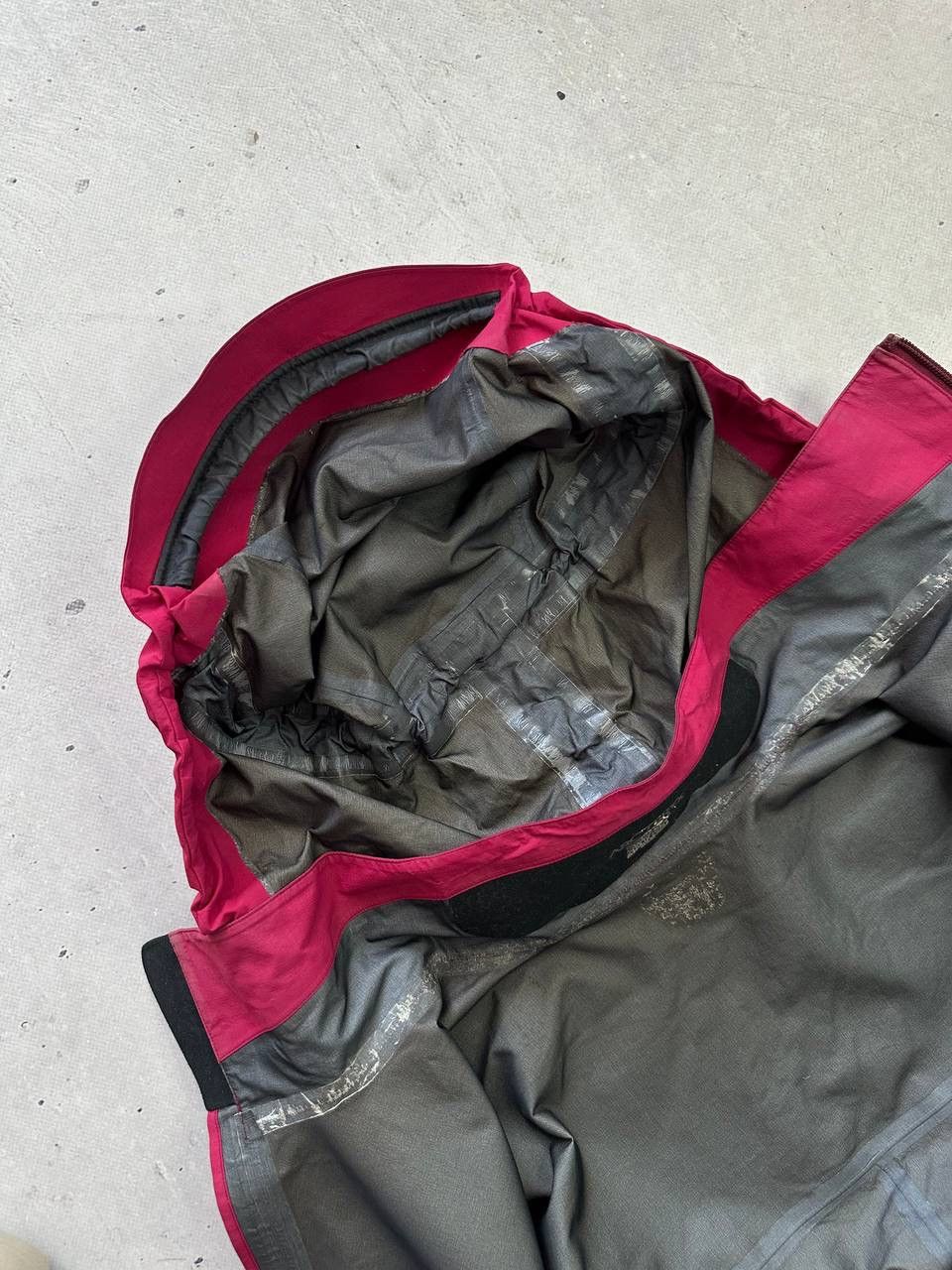 Arc'teryx Arc’teryx Gore-Tex Pro Beta AR Women’s Hooded Jacket Pink Size L / US 10 / IT 46 - 20 Thumbnail