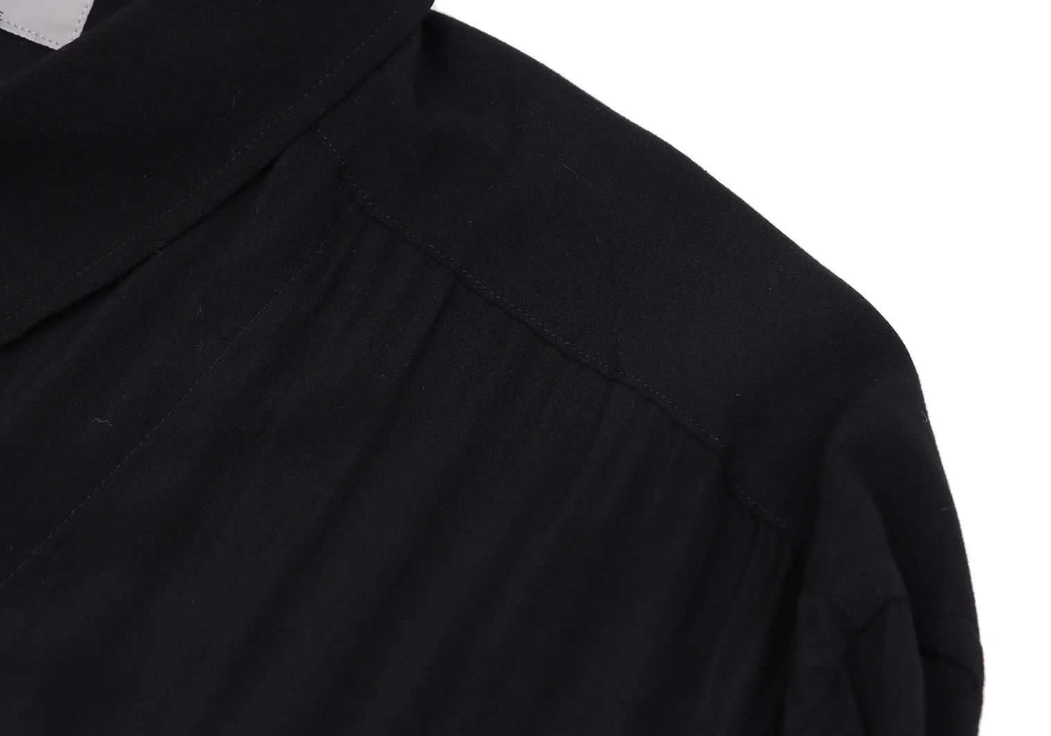 Yohji Yamamoto Yohji Yamamoto Rayon Pocket Design Long Shirt Size US XL / EU 56 / 4 - 7 Thumbnail