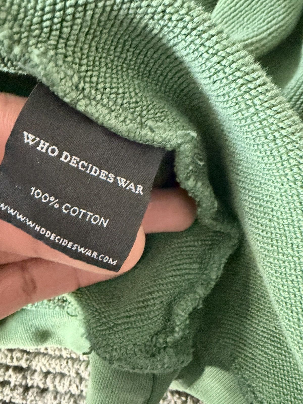 Who Decides War Sacred being zip up Size US XXL / EU 58 / 5 - 9 Thumbnail