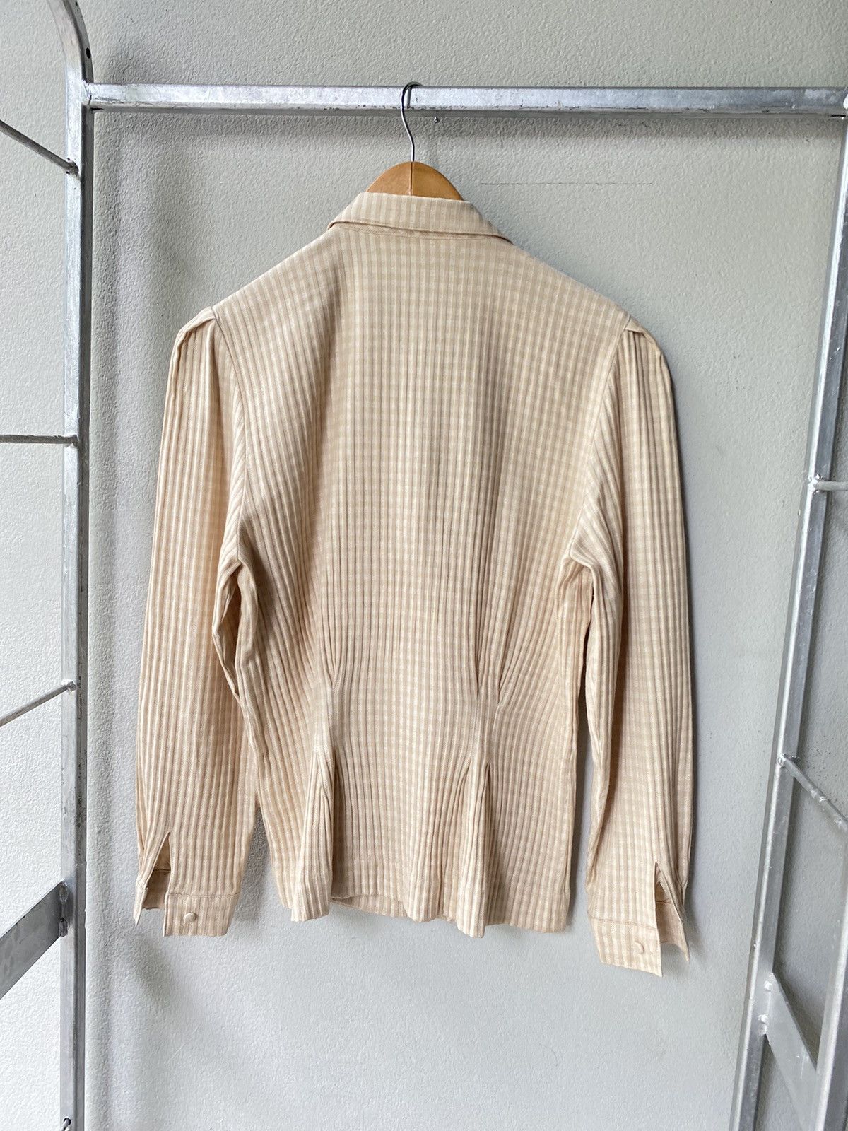 Burberry Burberry vintage beige blouse Size ONE SIZE - 15 Thumbnail