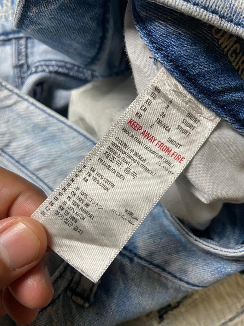 American Eagle Outfitters American Eagle Outfitters Distressed Ripped Jeans (175) Size US 31 - 4 Thumbnail