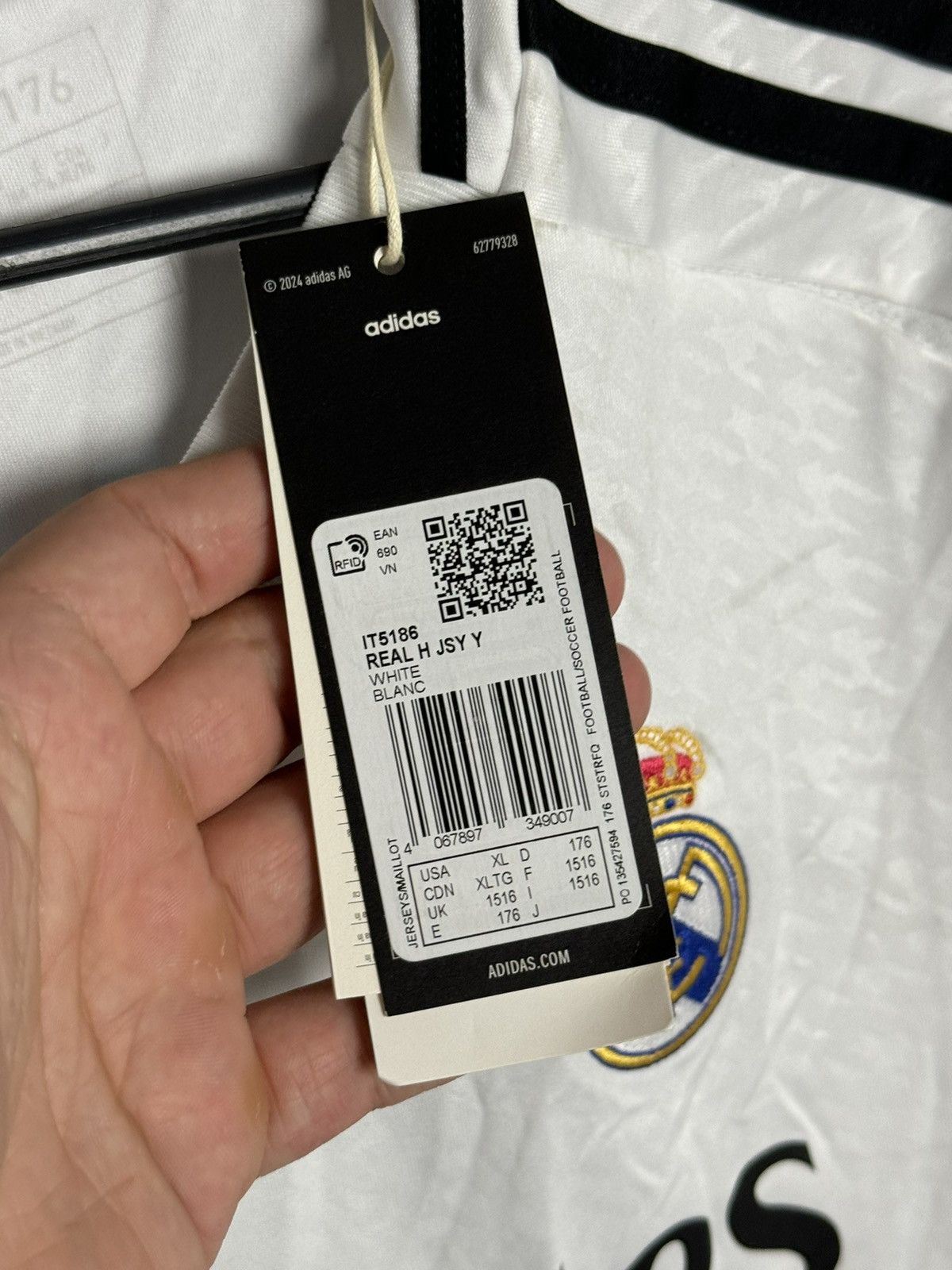 Adidas KIDS New Real Madrid 24/25 Home Bellingham Football Jersey Size US S / EU 44-46 / 1 - 11 Thumbnail