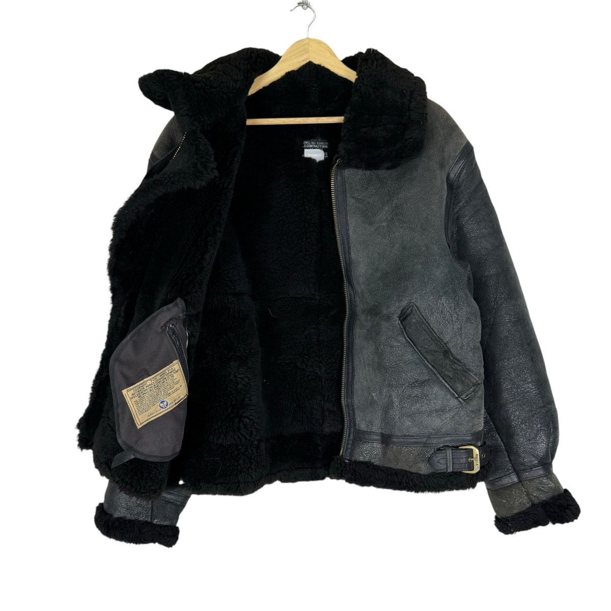 Avirex ⚡️AVIREX LIMITED SHEEPSKIN LEATHER TYPE B3 BLACK JACKET Size US M / EU 48-50 / 2 - 7 Thumbnail