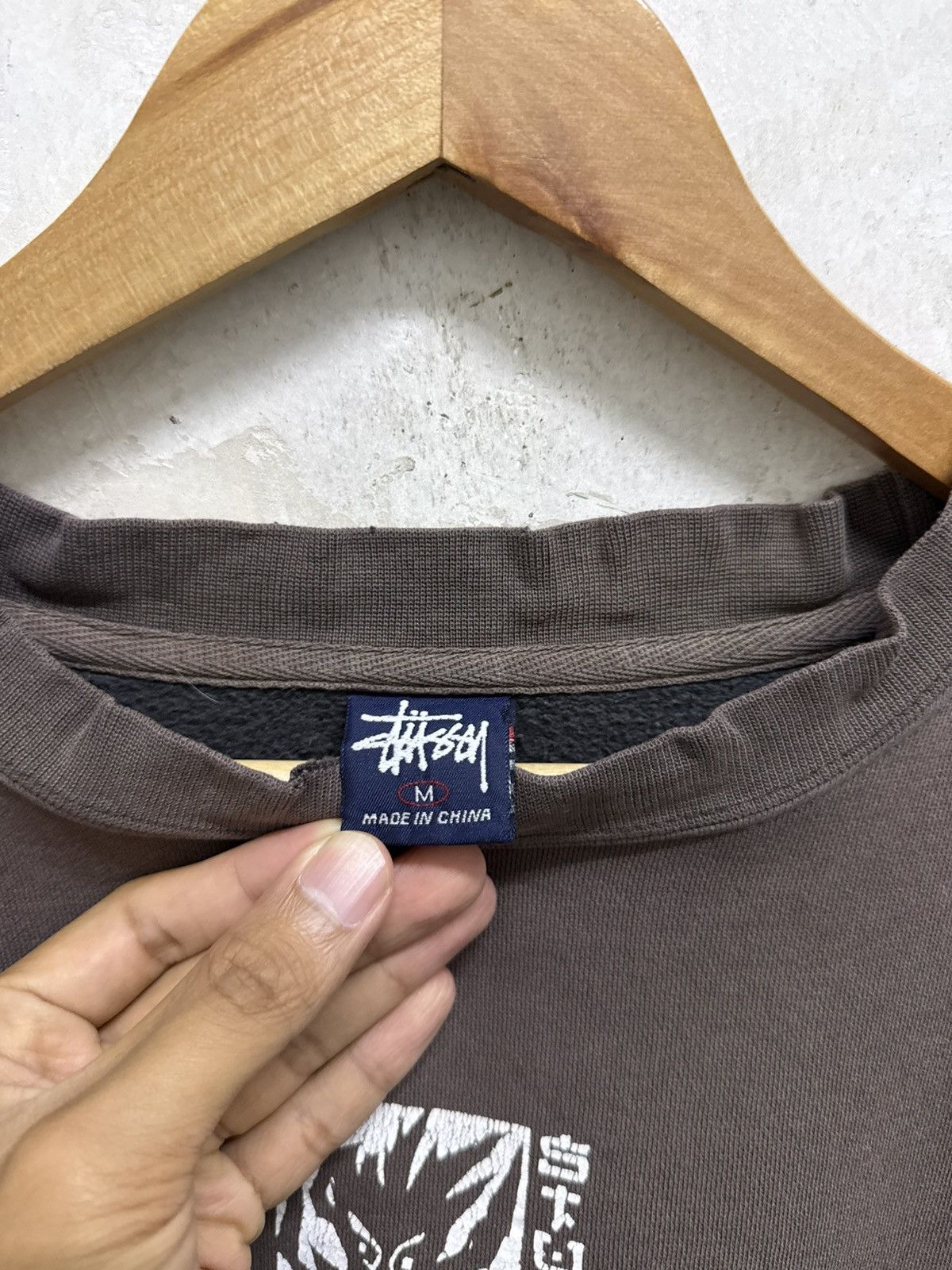 Stussy Vintage 90s Distressed Stussy Dragon Sun Faded Sweatshirt Size US M / EU 48-50 / 2 - 5 Thumbnail