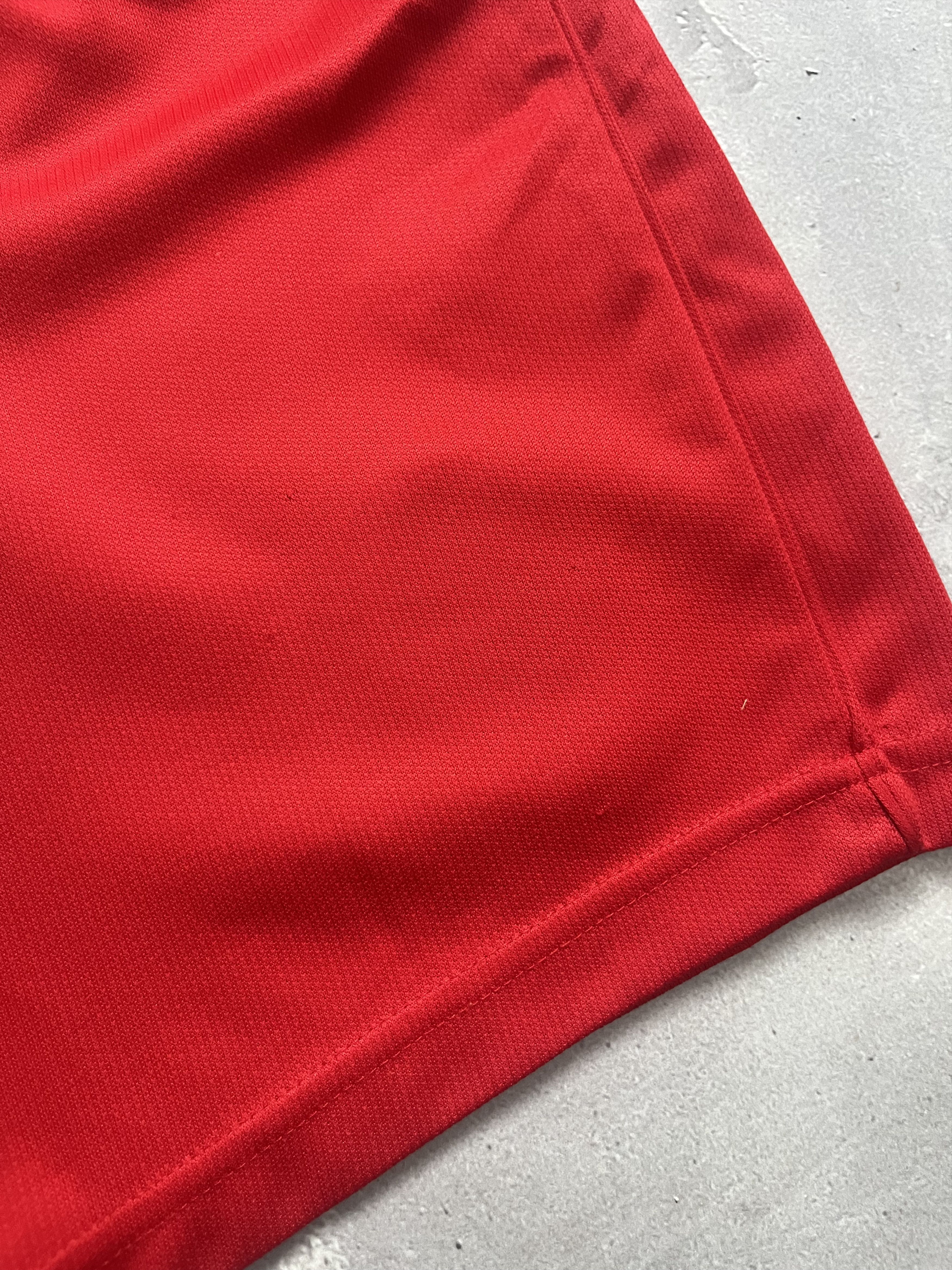 Reebok Liverpool Home football Shorts Reebok Red Men Size 26 Size US 26 / EU 42 - 9 Thumbnail