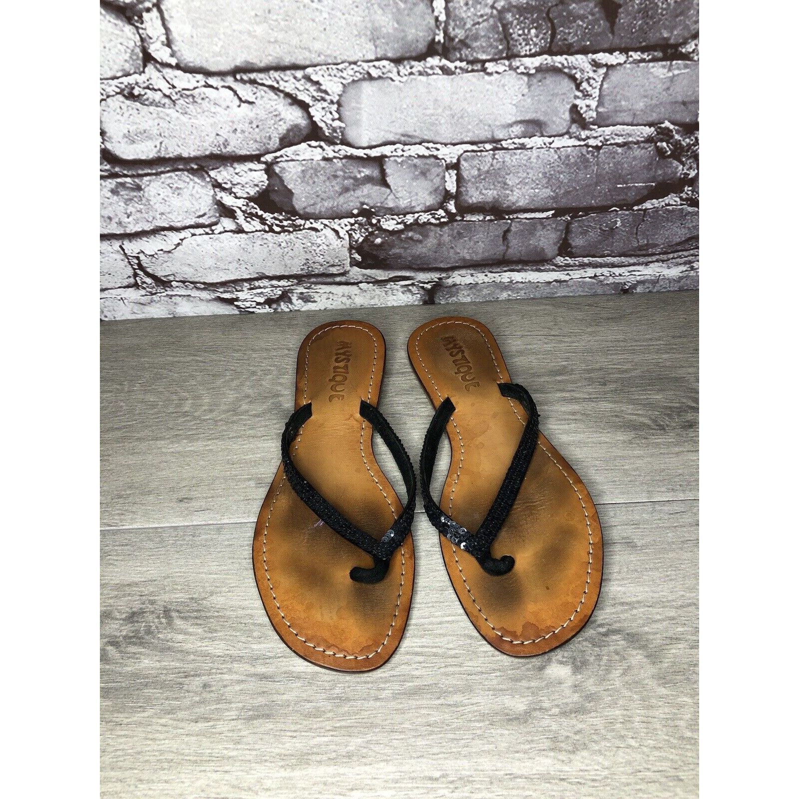 Other Mystique Black Leather Snake Skin Thong Flip Flops Sandals W Size US 9 / IT 39 - 18 Thumbnail