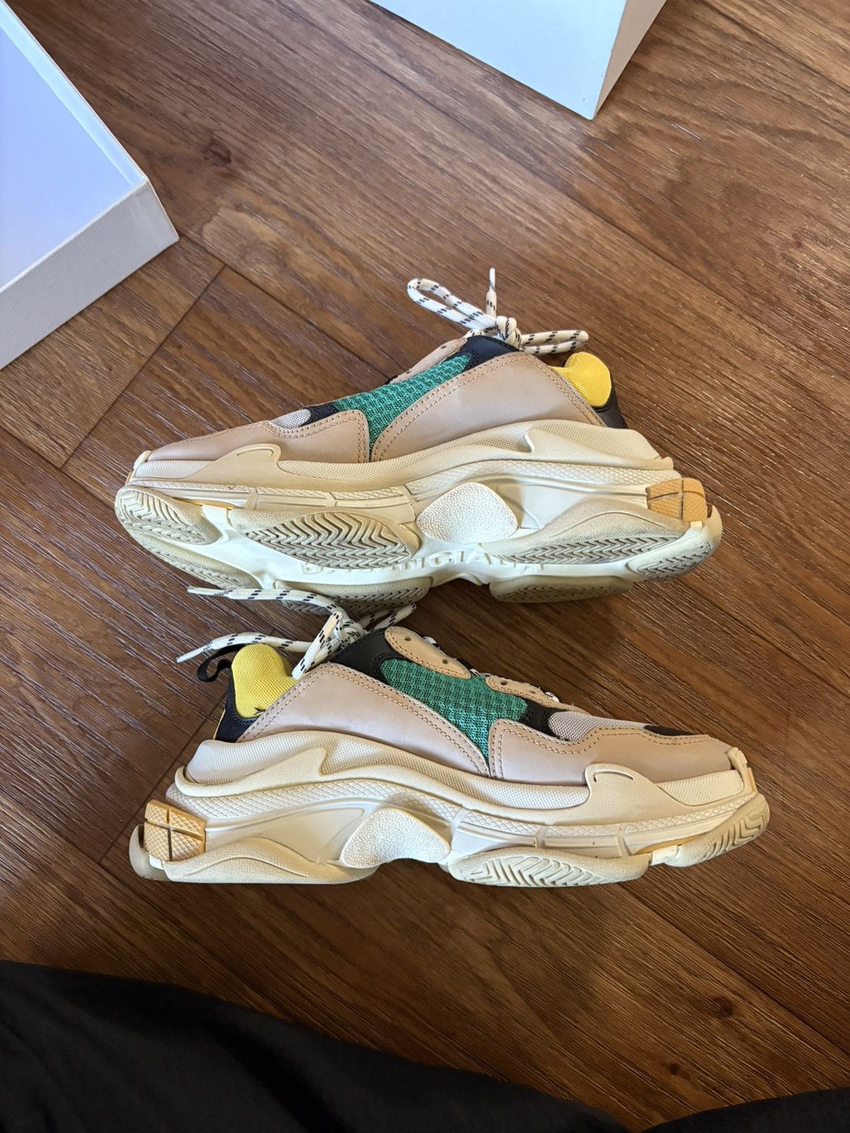 Balenciaga Balenciaga puts their Triple S Sneaker 2.0 Size US 7.5 / EU 40-41 - 2 Thumbnail