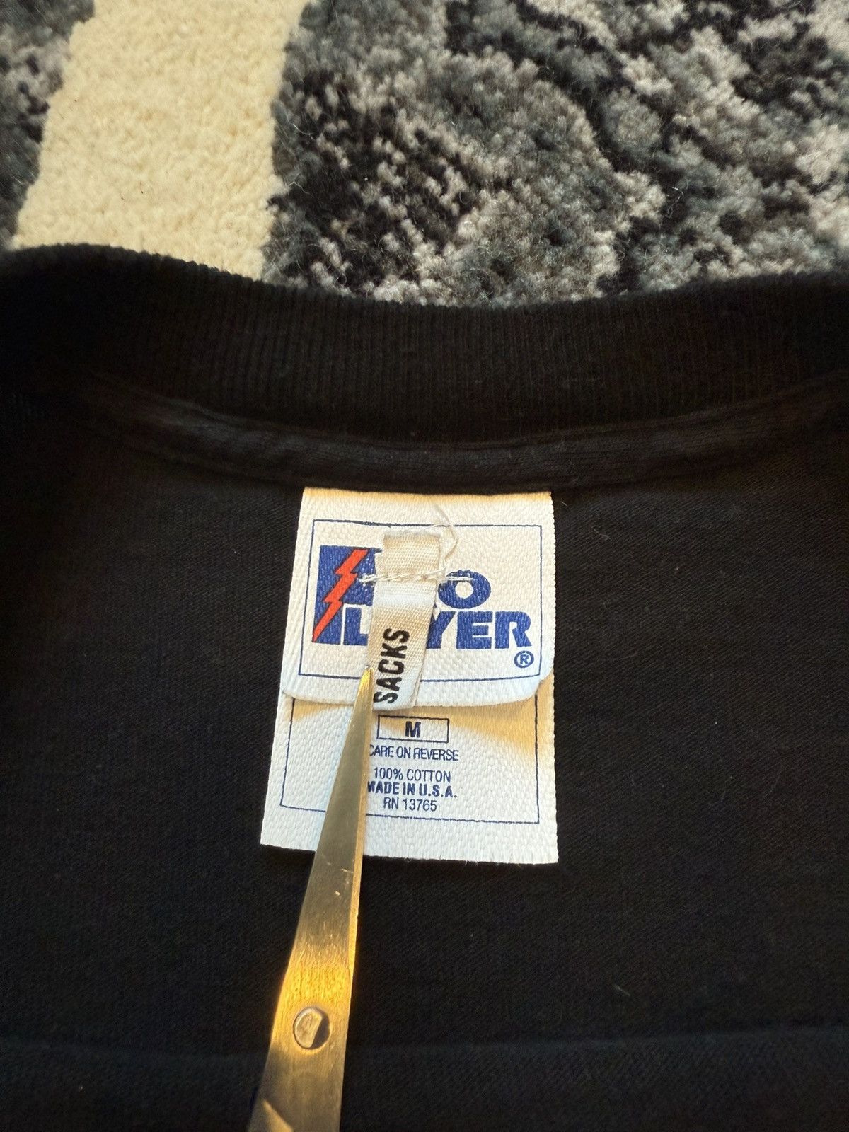 Vintage Pro Layer Allen Iverson 1990’s 76er’s Rare! Size US M / EU 48-50 / 2 - 5 Thumbnail