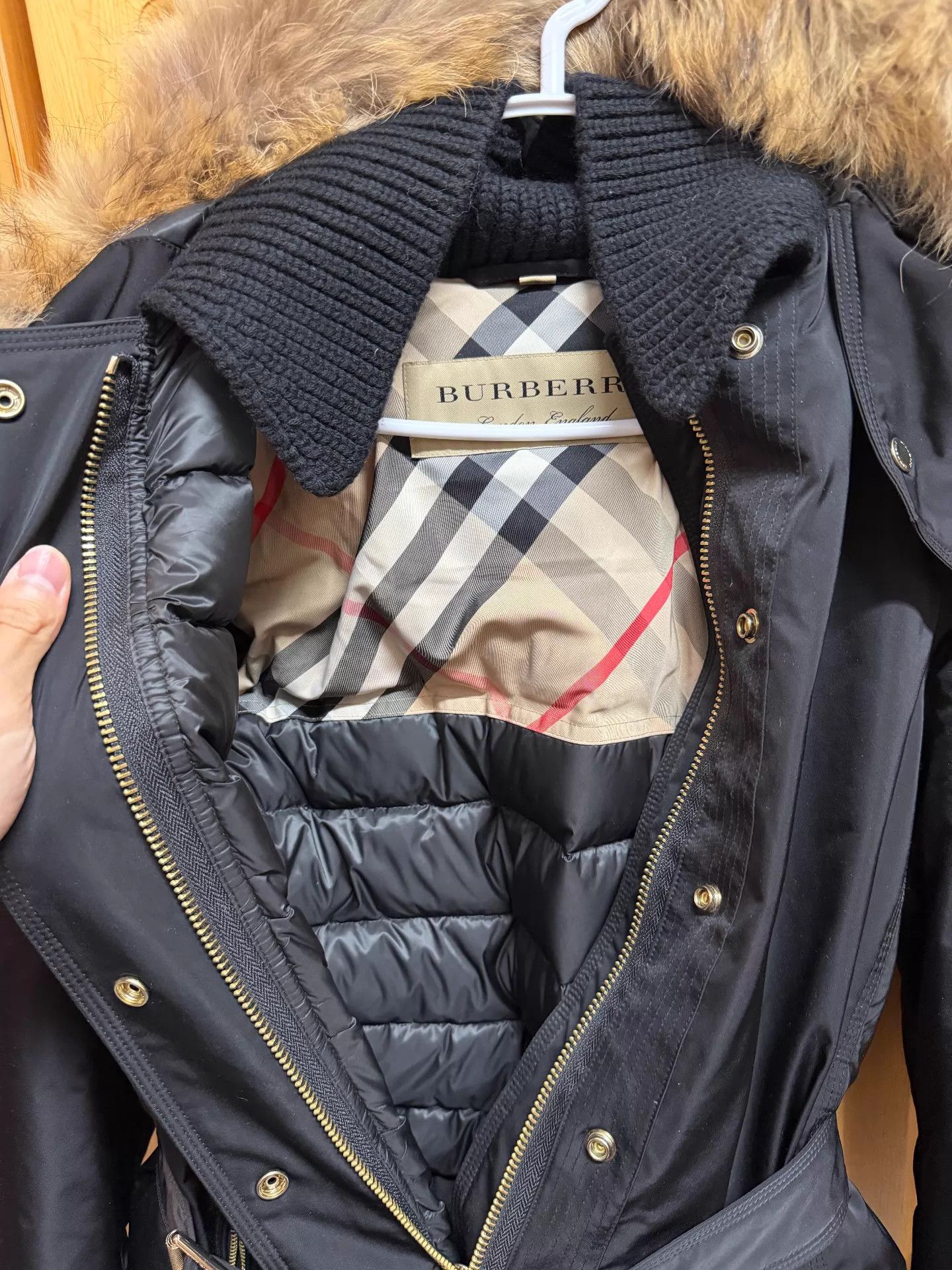 Burberry Burberry 8 Mid Hooded Down Jacket Gray Fur Belt Size M / US 6-8 / IT 42-44 - 4 Thumbnail