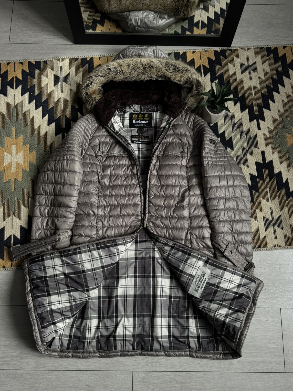 Barbour Barbour International Baffle Quilt Fur Hood Women’s Jacket Size M / US 6-8 / IT 42-44 - 10 Thumbnail