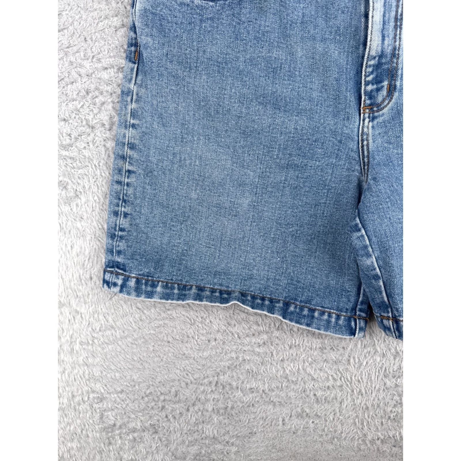 Ralph Lauren VINTAGE Lauren Ralph Lauren Shorts Women Adult 12 Blue Denim 32x7 100% Cotton Mid Rise Size 34" / US 12 / IT 48 - 3 Thumbnail
