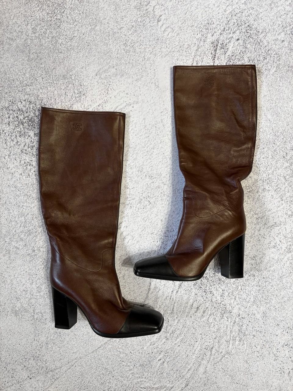 Chanel CHANEL Vintage CC Logo Brown Leather Knee High Boots Size US 5.5 / IT 35.5 - 8 Thumbnail