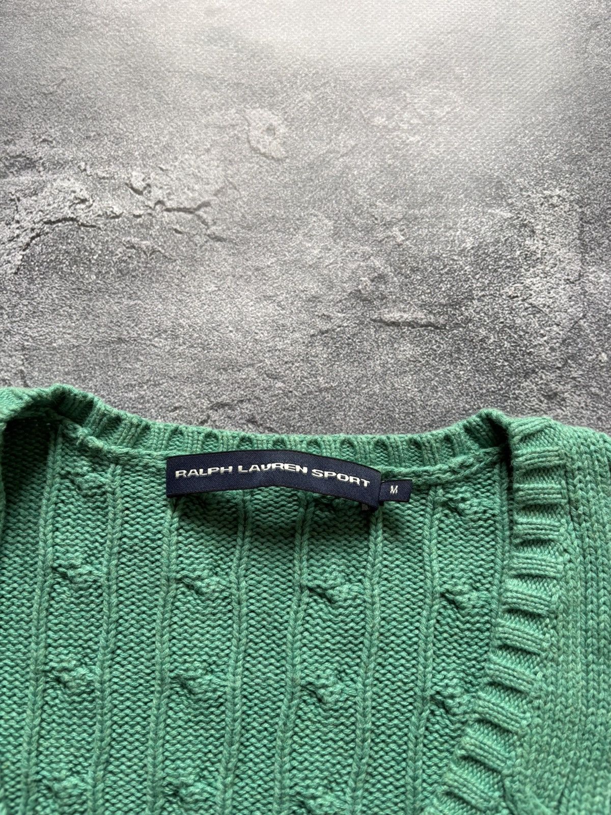Polo Ralph Lauren Vintage Polo Ralph Lauren V-Neck Cable Knit Sweater Size M Size M / US 6-8 / IT 42-44 - 6 Thumbnail