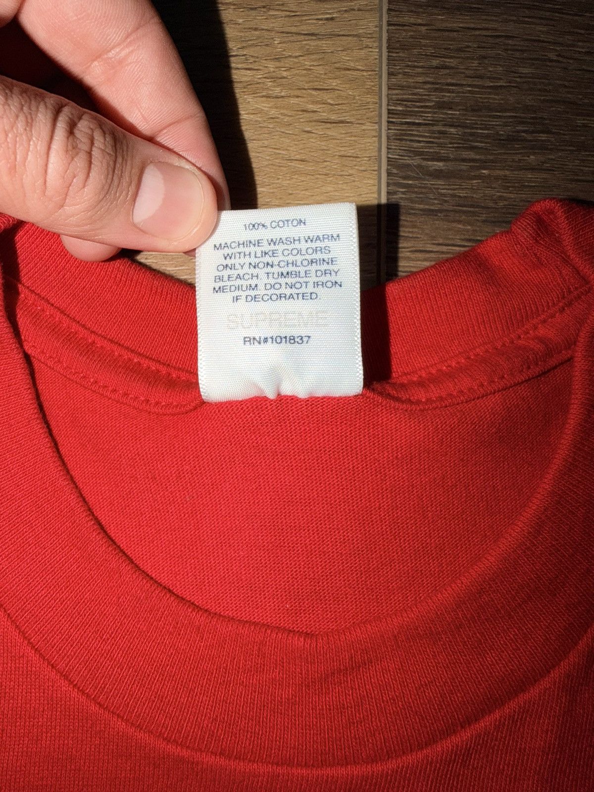 Supreme Supreme Tonal Box Logo Tee Red Size Medium Size US M / EU 48-50 / 2 - 3 Thumbnail