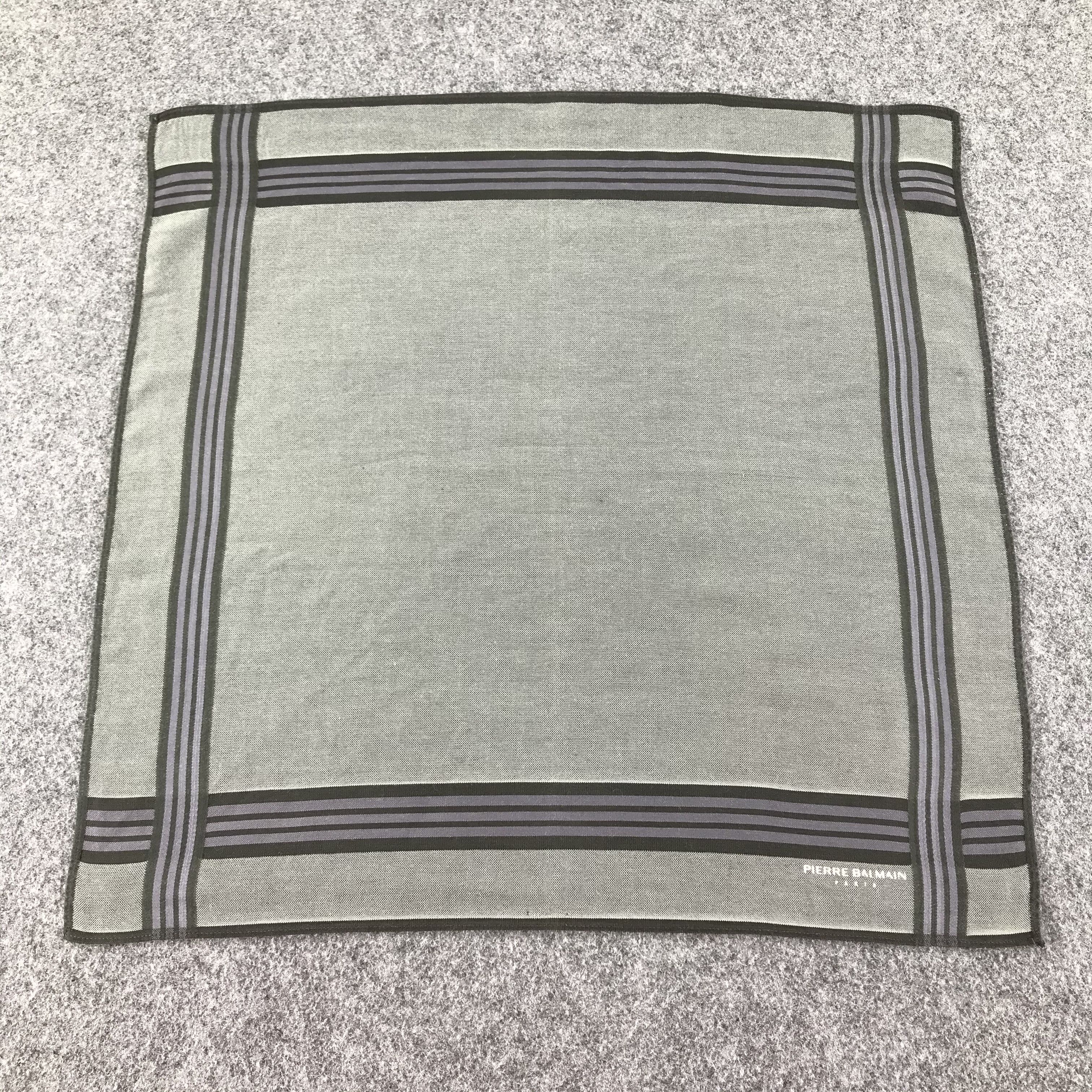 Pierre Balmain × Vintage Pierre Balmain Handkerchief Neckerchief Bandana H171 Size ONE SIZE - 4 Thumbnail