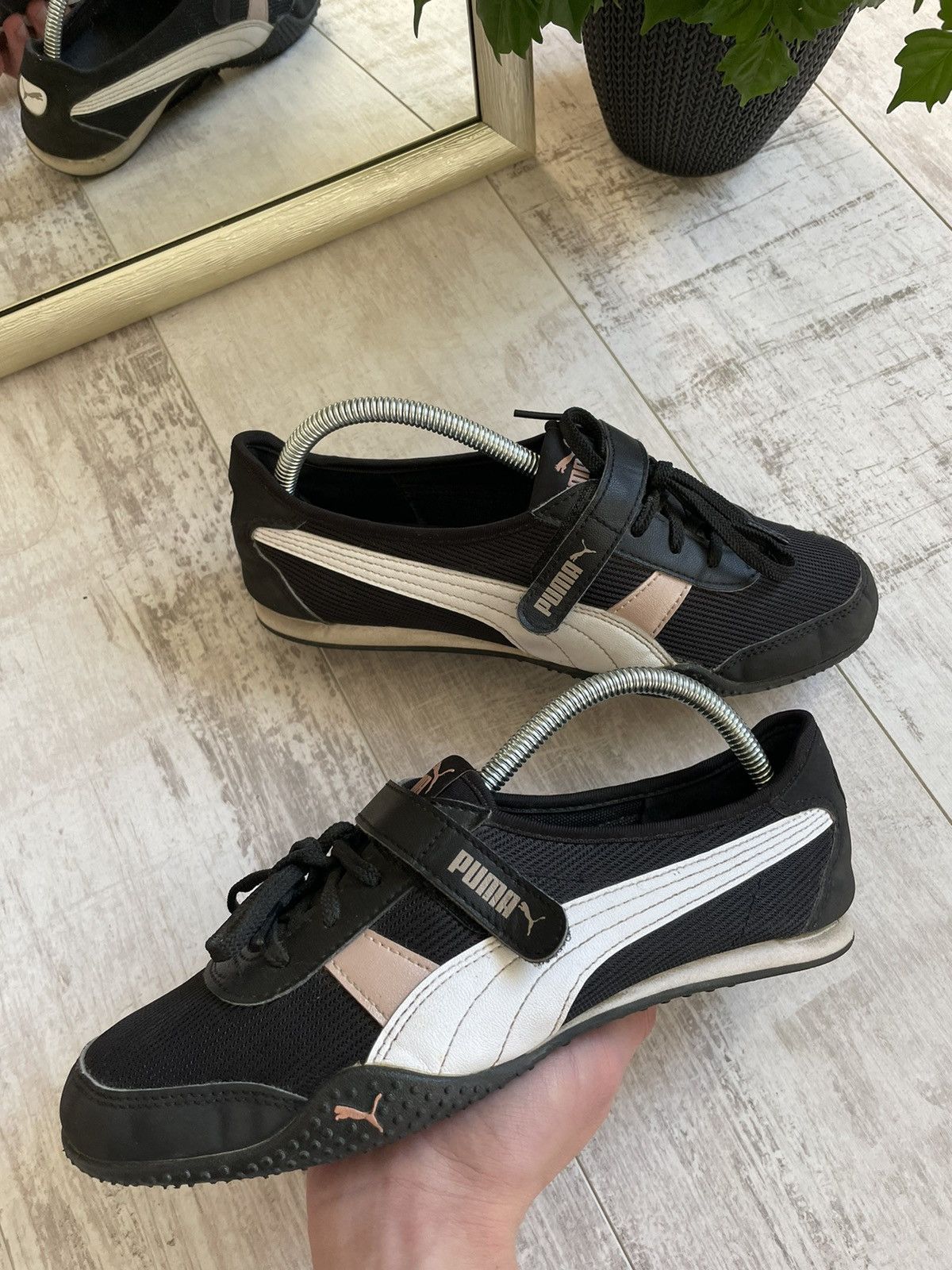 Puma × Vintage Vintage Y2K Puma Speed Cat Style Sneakers Low Top Shoes Size US 9 / IT 39 - 2 Thumbnail