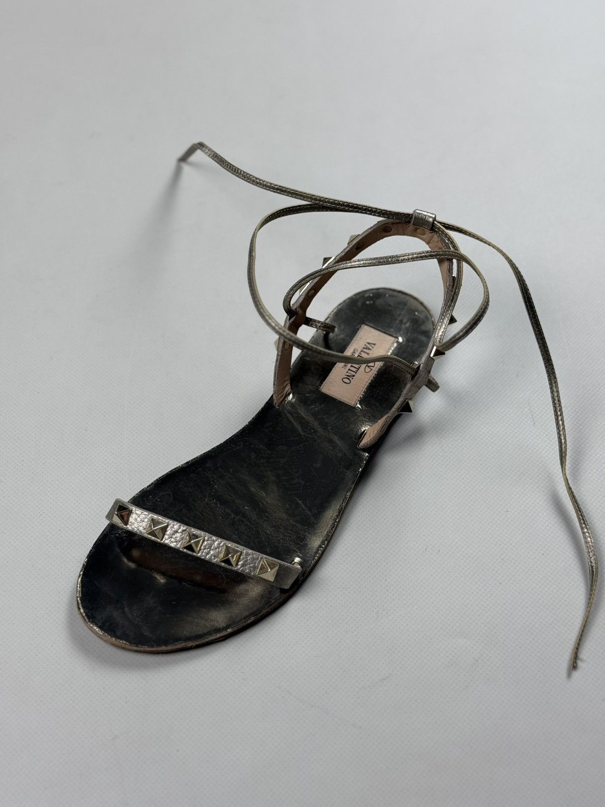 Valentino Valentino Garavani Ladies Studded Flats Sandals Size 35 Size US 5 / IT 35 - 13 Thumbnail