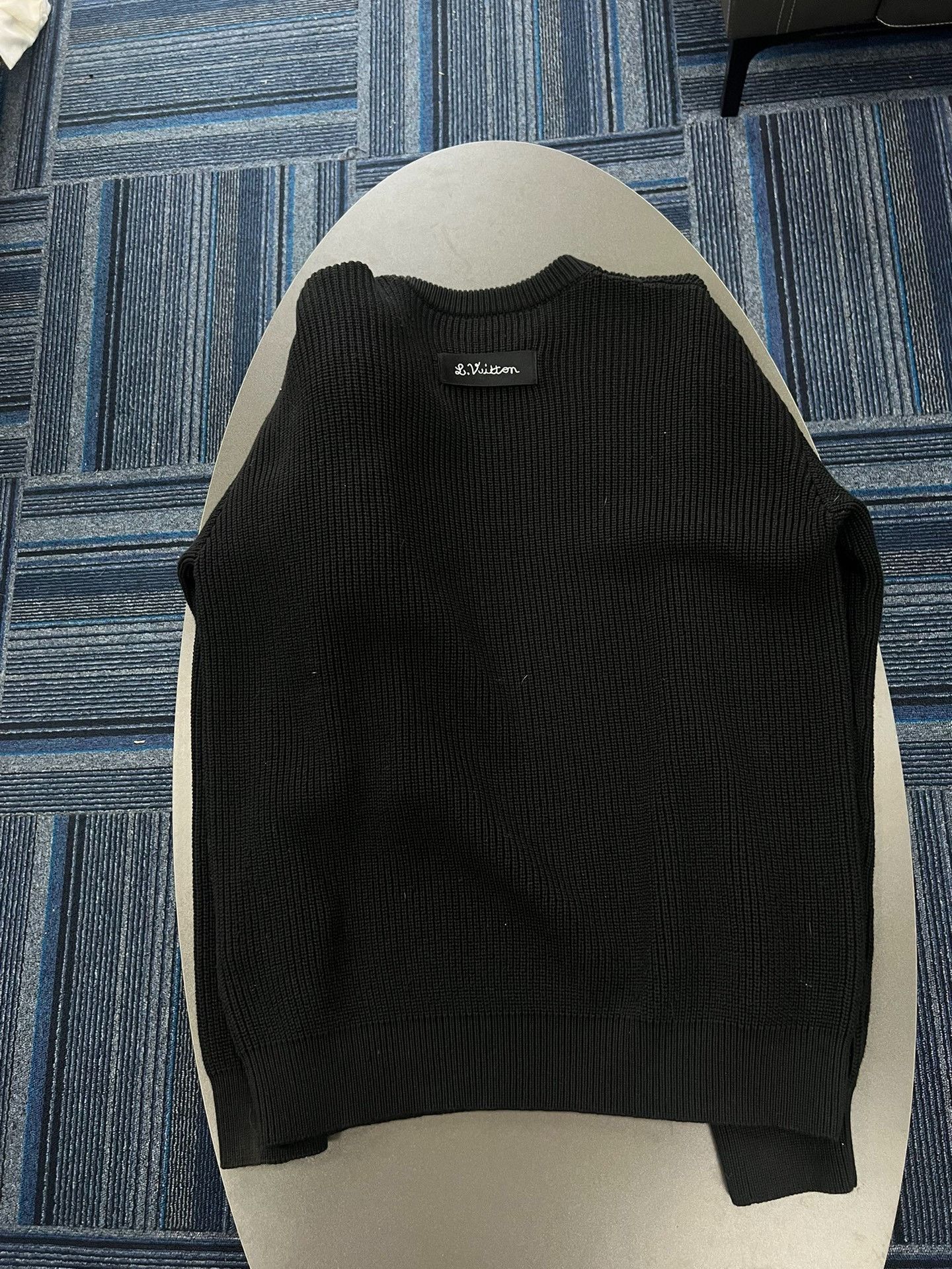 Louis Vuitton Louis Vuitton Doll bear crew neck knit sweater Nextarrow-24 Size US M / EU 48-50 / 2 - 2 Thumbnail