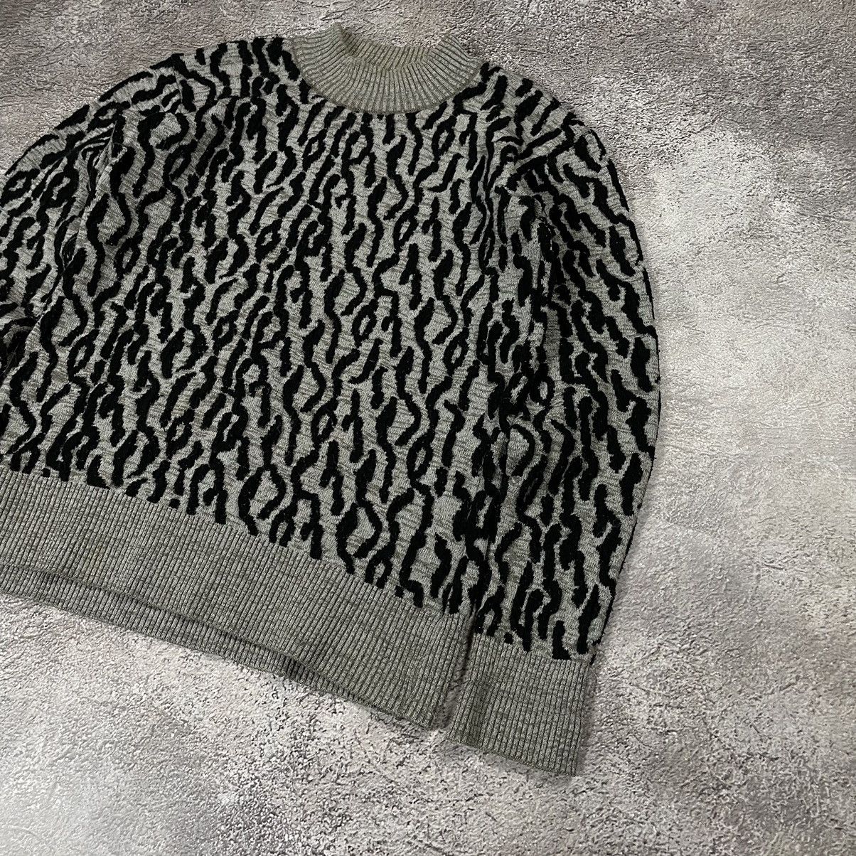 Vintage Vintage 90s Fuzzy All Over Print Knit Sweater Grunge Faded M Size US M / EU 48-50 / 2 - 3 Thumbnail