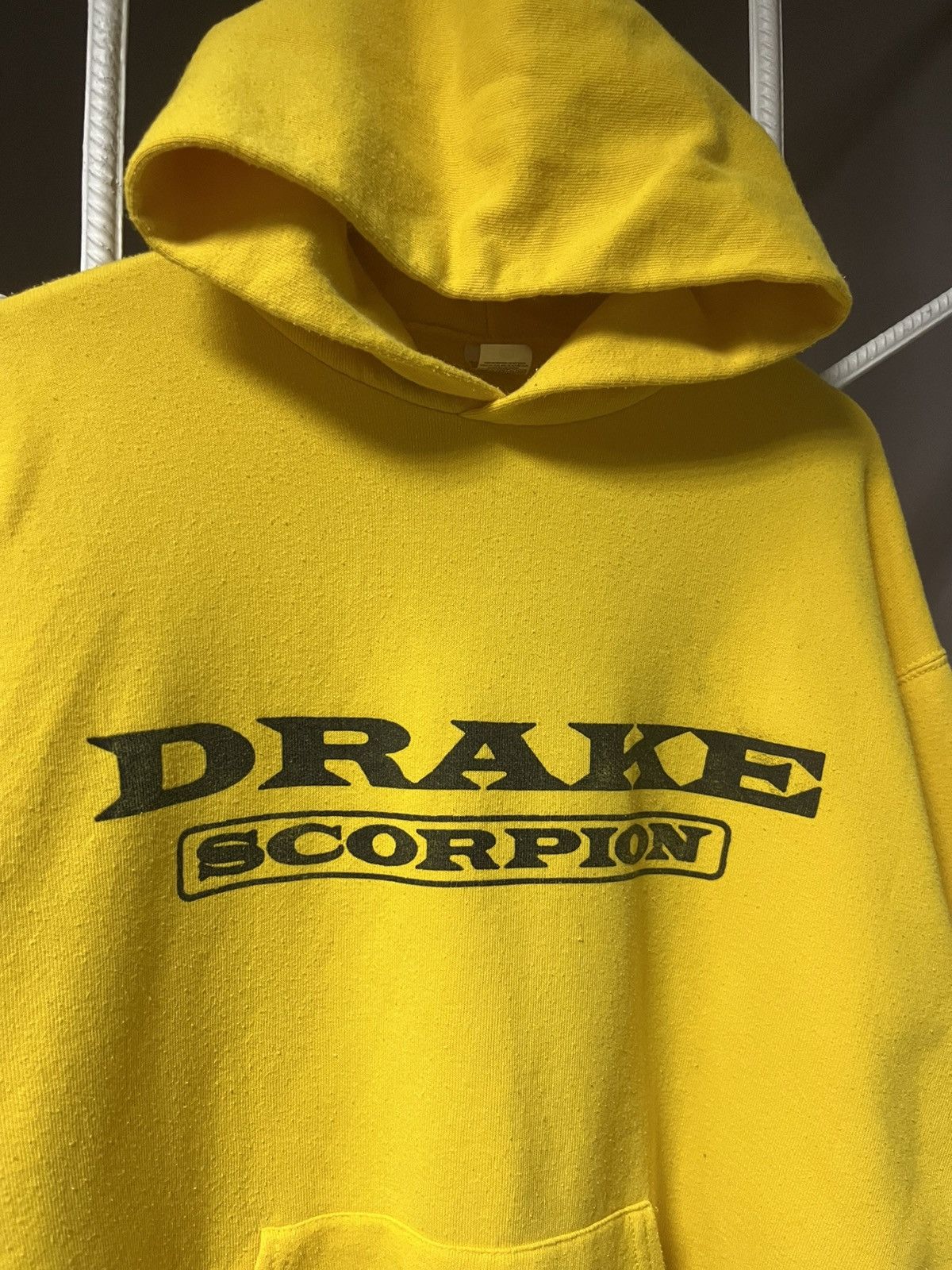 October's Very Own Drake Scorpions Yellow 2019 Tour Hoodie Size US M / EU 48-50 / 2 - 2 Thumbnail