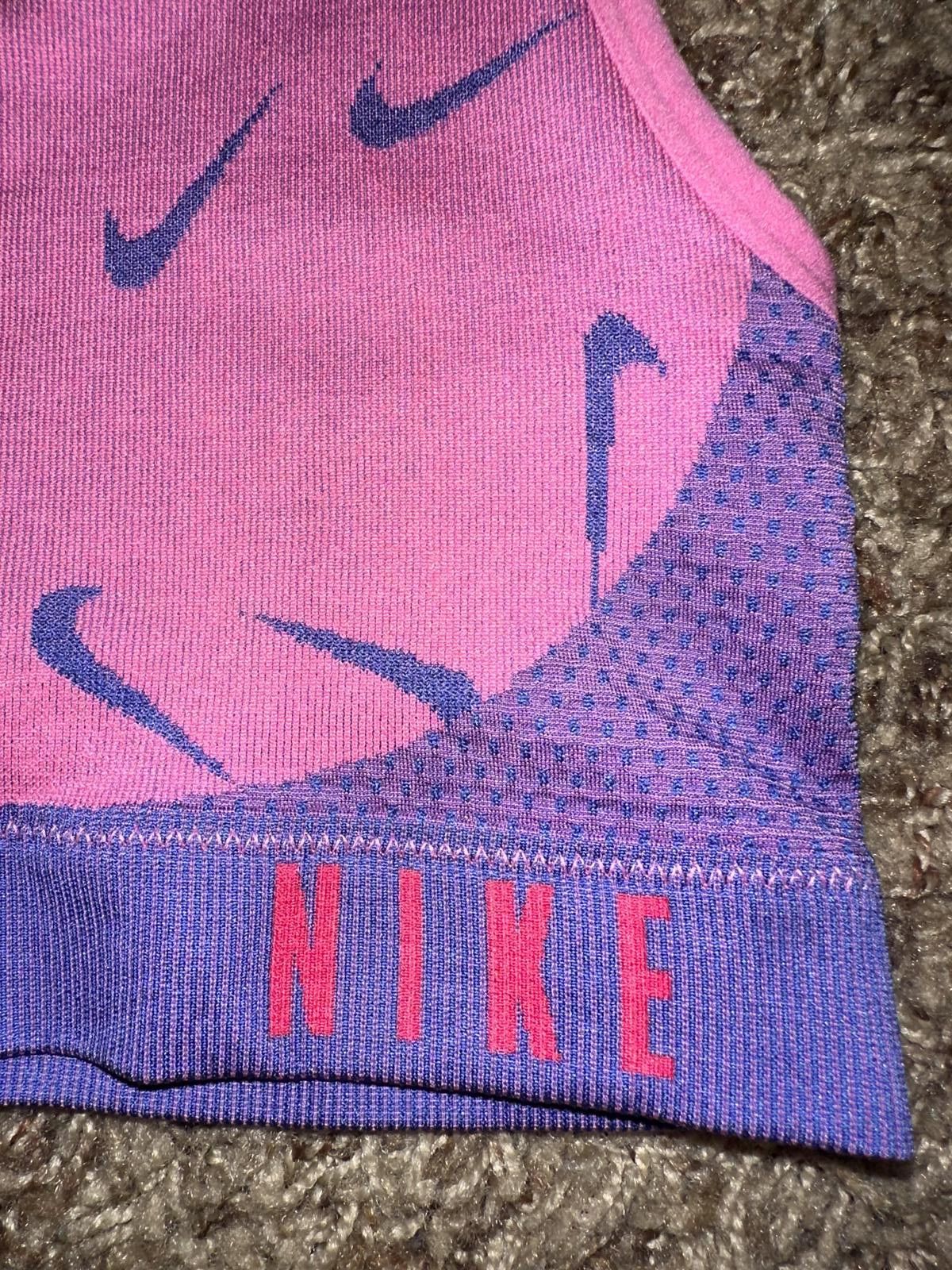 Nike Nike Big Kids (Girls) Indy Seamless Pink Bra Sample Size ONE SIZE - 2 Thumbnail