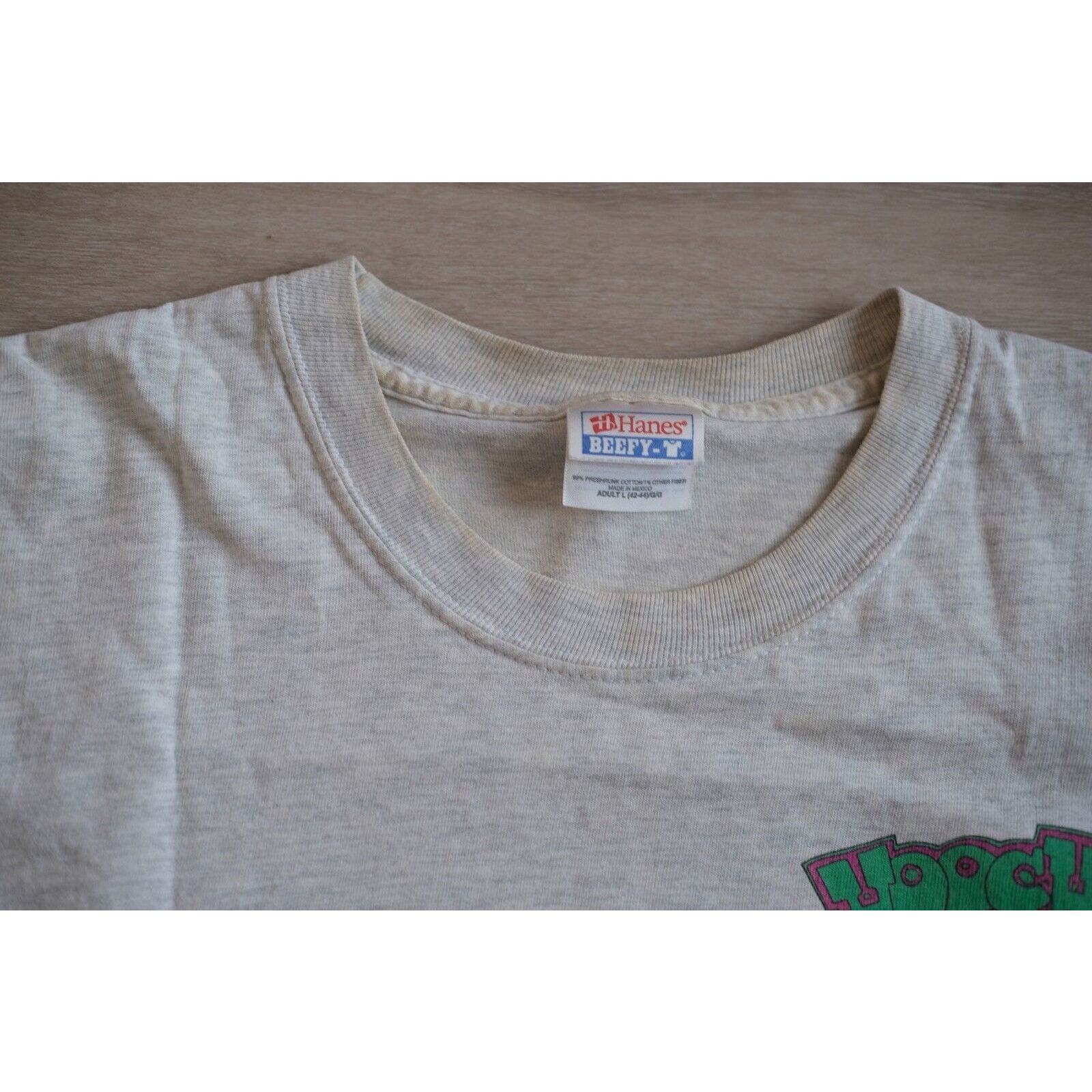 Hanes Vintage 1990s Hooch's River Grill T-Shirt XL Faded Gray Size US L / EU 52-54 / 3 - 8 Thumbnail