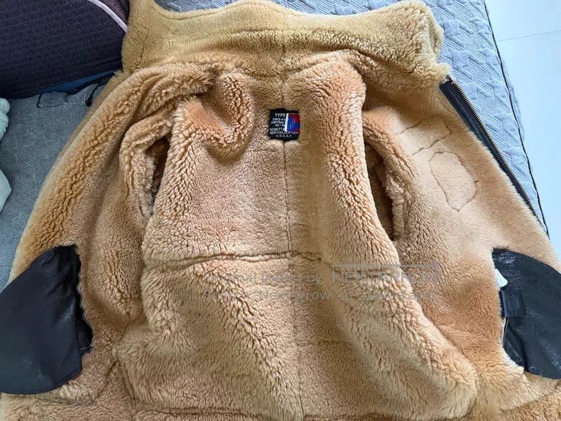 Schott Schott B3 Golden Fur Integrated Size US M / EU 48-50 / 2 - 4 Thumbnail