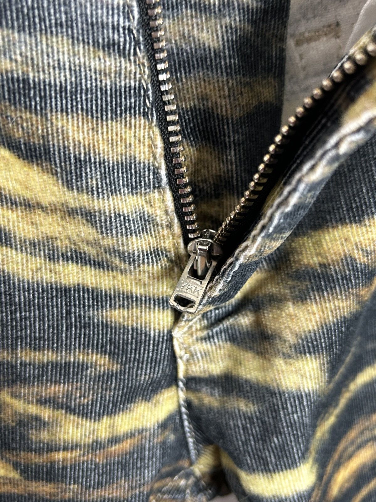 Isabel Marant Etoile Isabel Marant Corduroy Tiger Skinny Jeans Pants Size 26" / US 2 / IT 38 - 4 Thumbnail