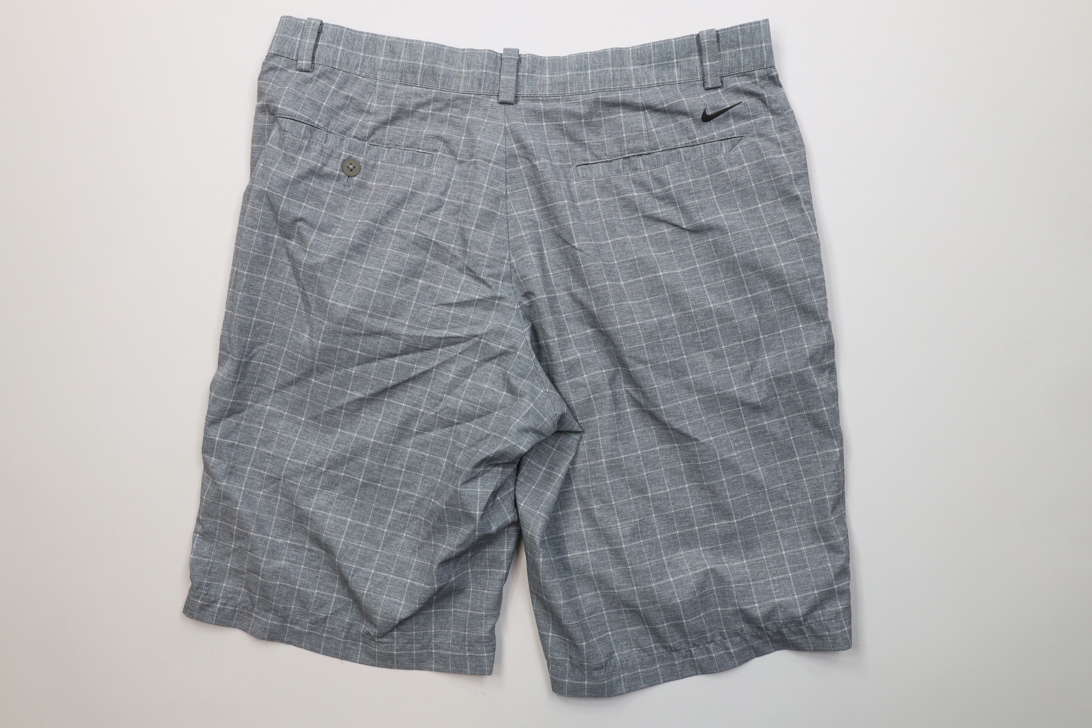 Nike Nike Golf Tour Performance Knit Golfing Chino Shorts Plaid Size US 34 / EU 50 - 8 Thumbnail