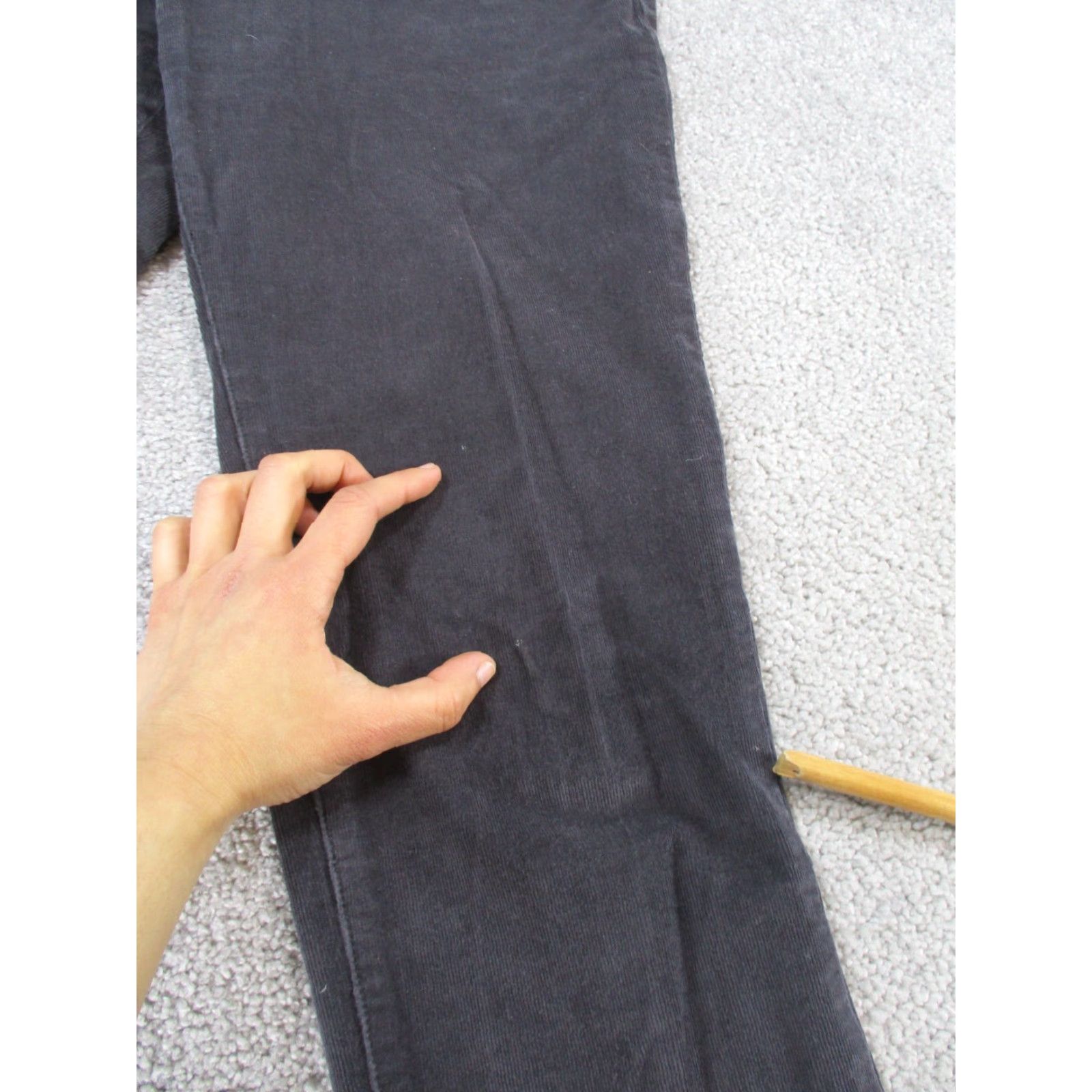 Anthropologie Anthropologie Pilcro Pants Womens 30 Gray Corduroy Skinny Chino Cotton Spandex Size 30" / US 8 / IT 44 - 2 Thumbnail