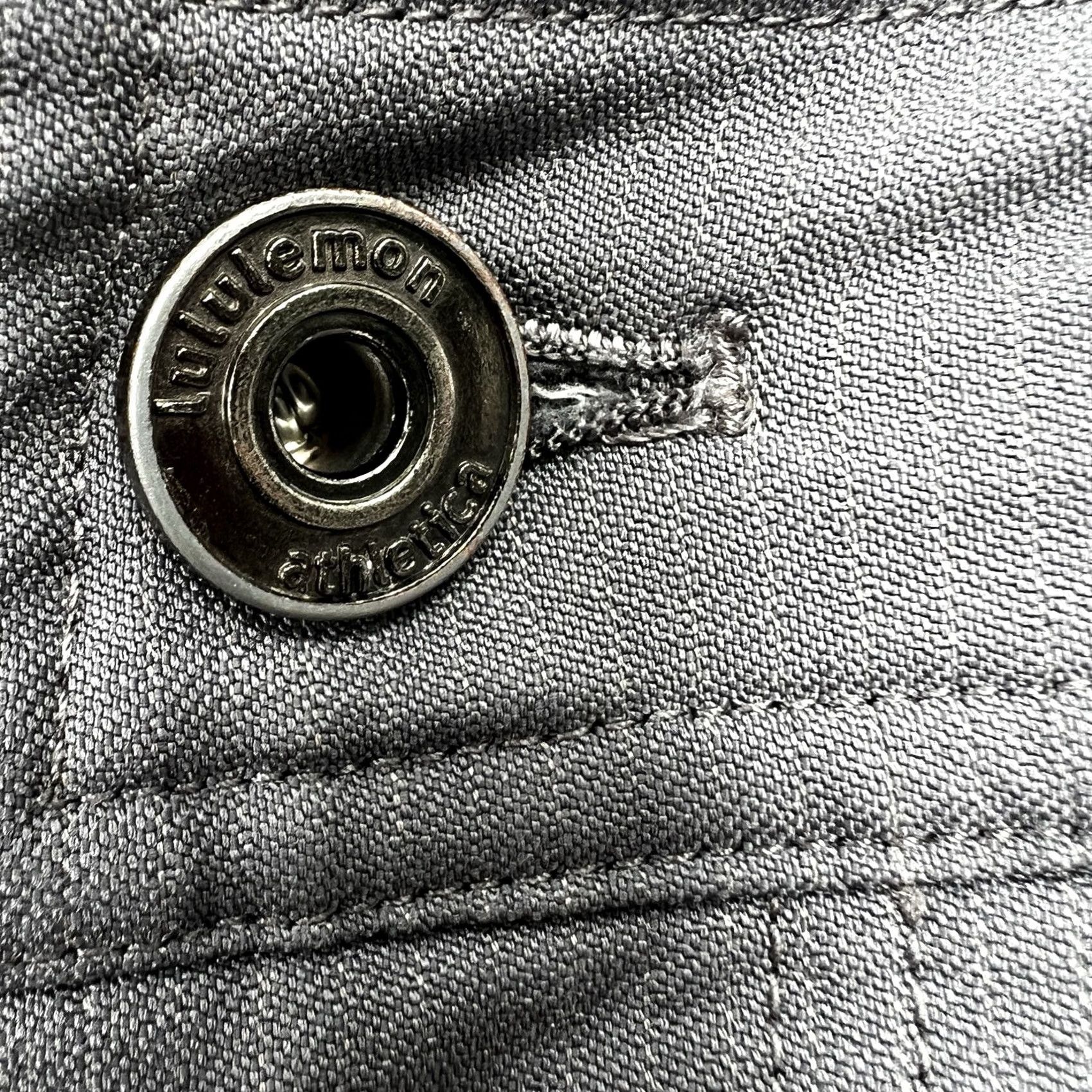 Lululemon Lululemon Cadence Commute Shorts Mens Cargo Utility Gray 32 10” Inseam Zip Pockets Size US 32 / EU 48 - 2 Thumbnail