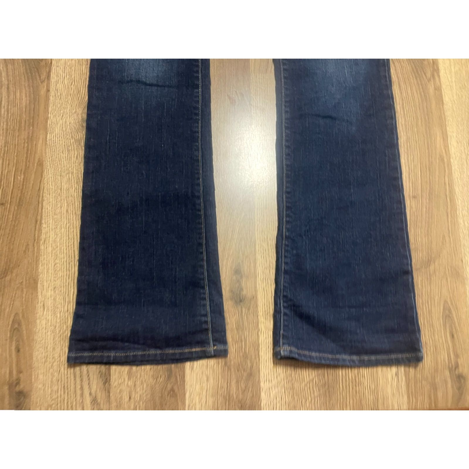 Old Navy Old Navy Jeans Women's 4 Blue Denim Curvy Mid Rise Pockets Dark Wash Bootcut Jeans Mens Size 27" / US 4 / IT 40 - 3 Thumbnail