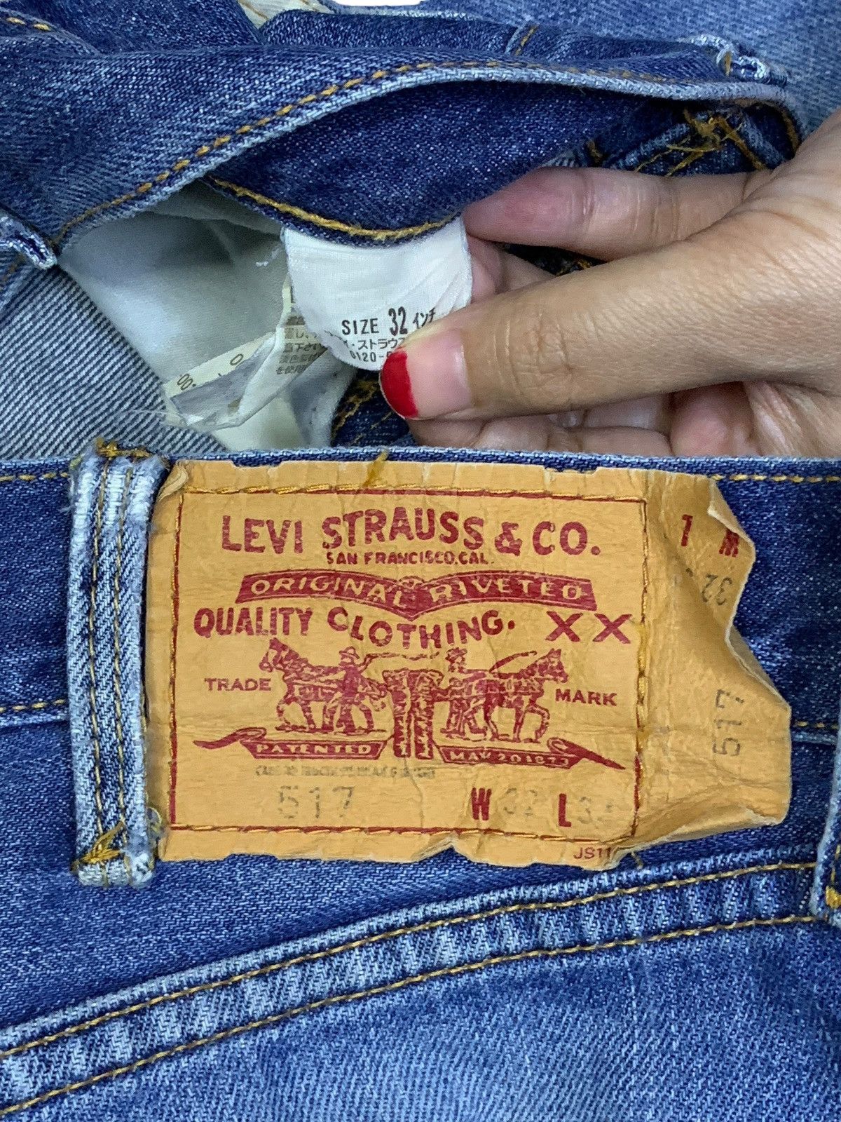 Levi's Vintage 90s Levis 517 Faded Wash Distressed Flare Jeans Size US 31 - 10 Thumbnail