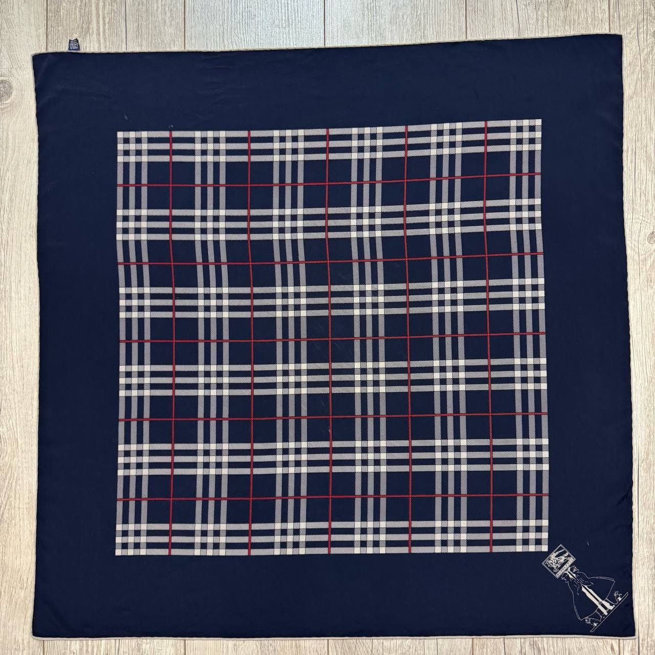 Burberry × Vintage Vintage Burberry Checked Silk Scarf Size ONE SIZE - 1 Thumbnail