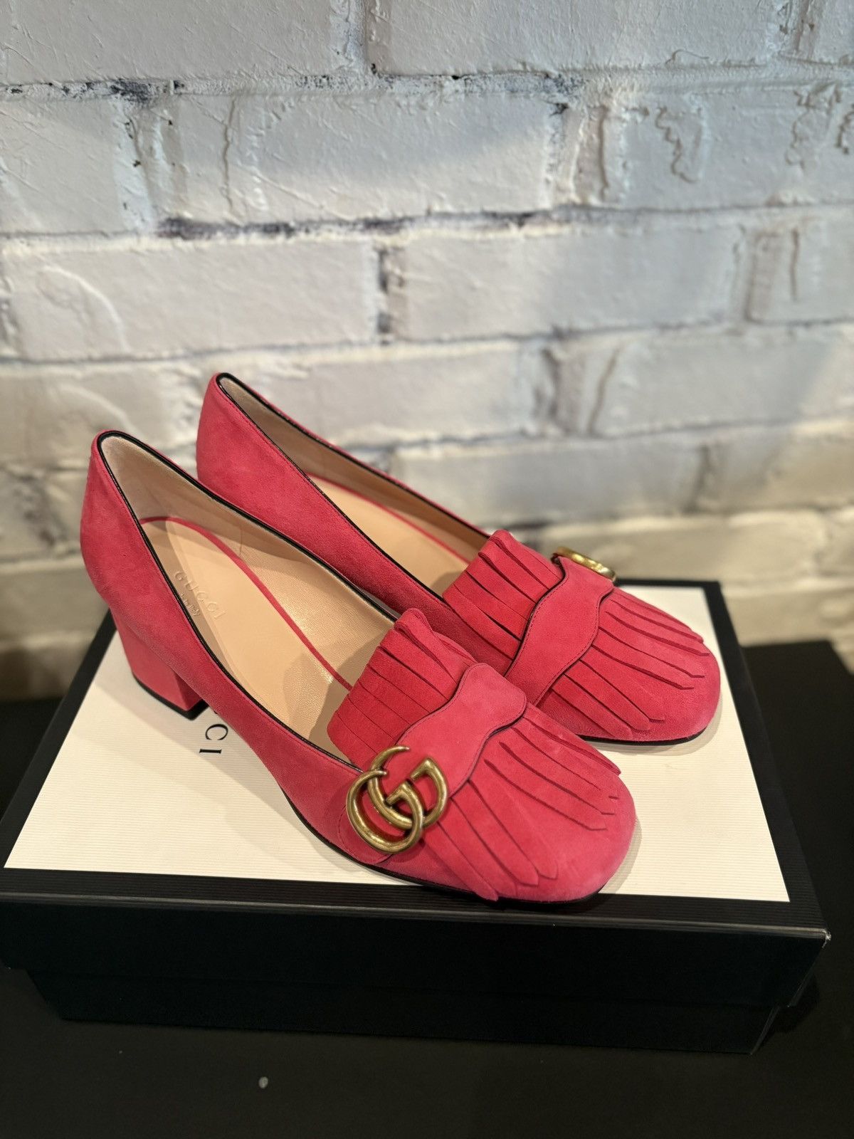 Gucci Gucci Suede Pink Pumps DS OG Size 39 Size US 9 / IT 39 - 1 Thumbnail