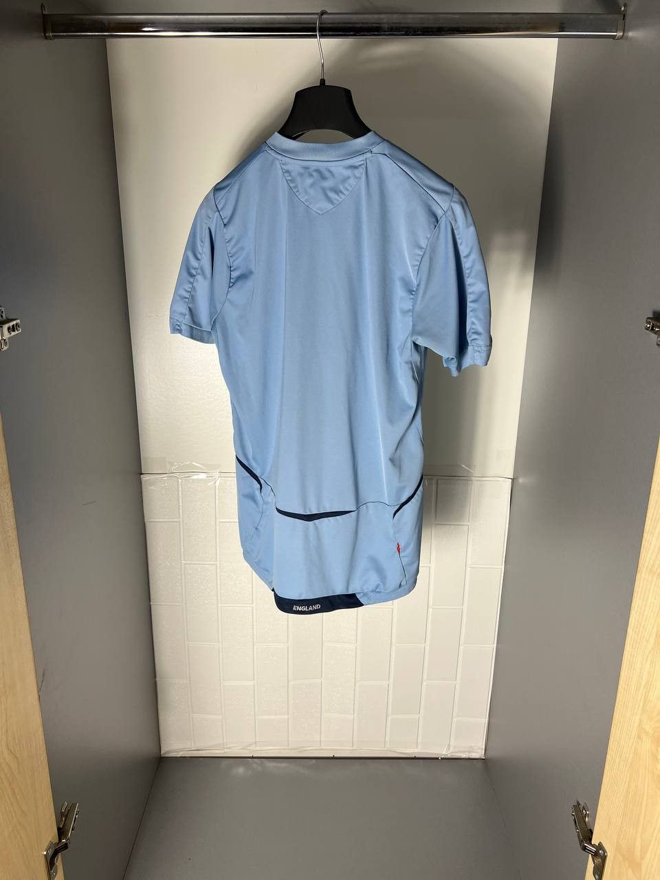 Umbro VINTAGE UMBRO ENGLAND RETRO SOCCER JERSEY MANCHESTER Y2K 90s Size US S / EU 44-46 / 1 - 10 Thumbnail