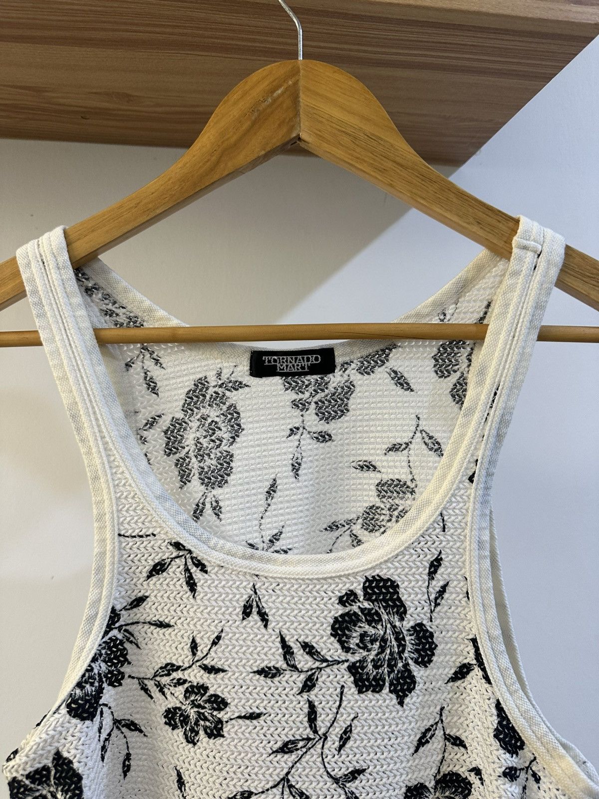 If Six Was Nine 2000s Tornado Mart - Knitted Chain Floral Tank Top Size US S / EU 44-46 / 1 - 2 Thumbnail