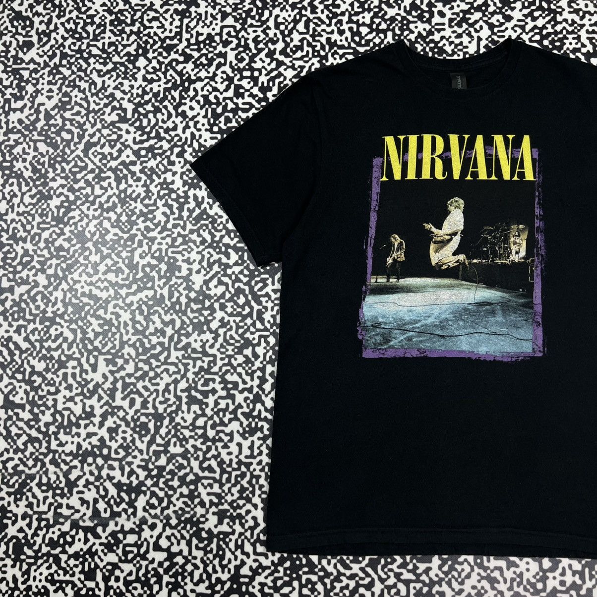 Nirvana Vintage Y2K Nirvana Stage Jump Band Rock Tour T-shirt Size US M / EU 48-50 / 2 - 2 Thumbnail