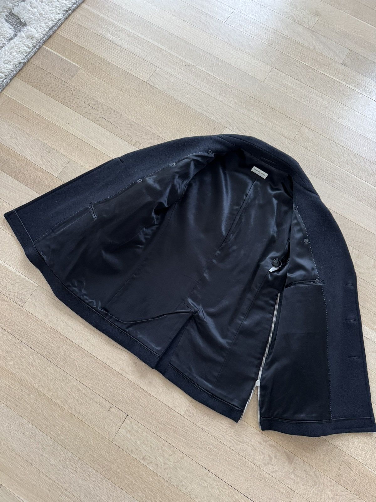 Dries Van Noten Navy luxury peacoat Size US M / EU 48-50 / 2 - 10 Thumbnail