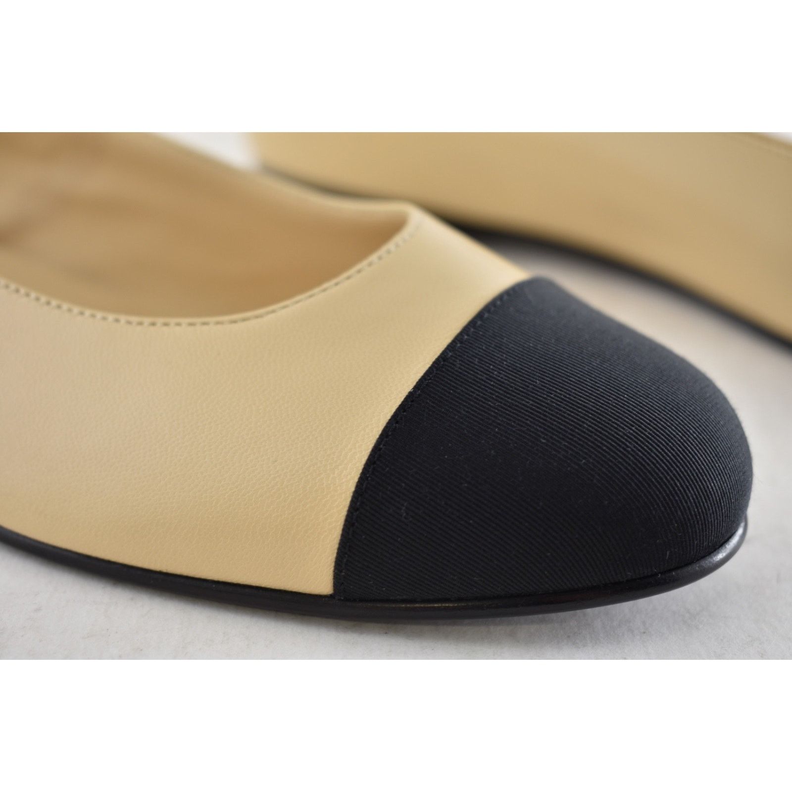 Chanel Chanel 24A Beige Leather Black Logo Mary Jane Ballerina 41.5 Size US 11.5 / IT 41.5 - 7 Thumbnail
