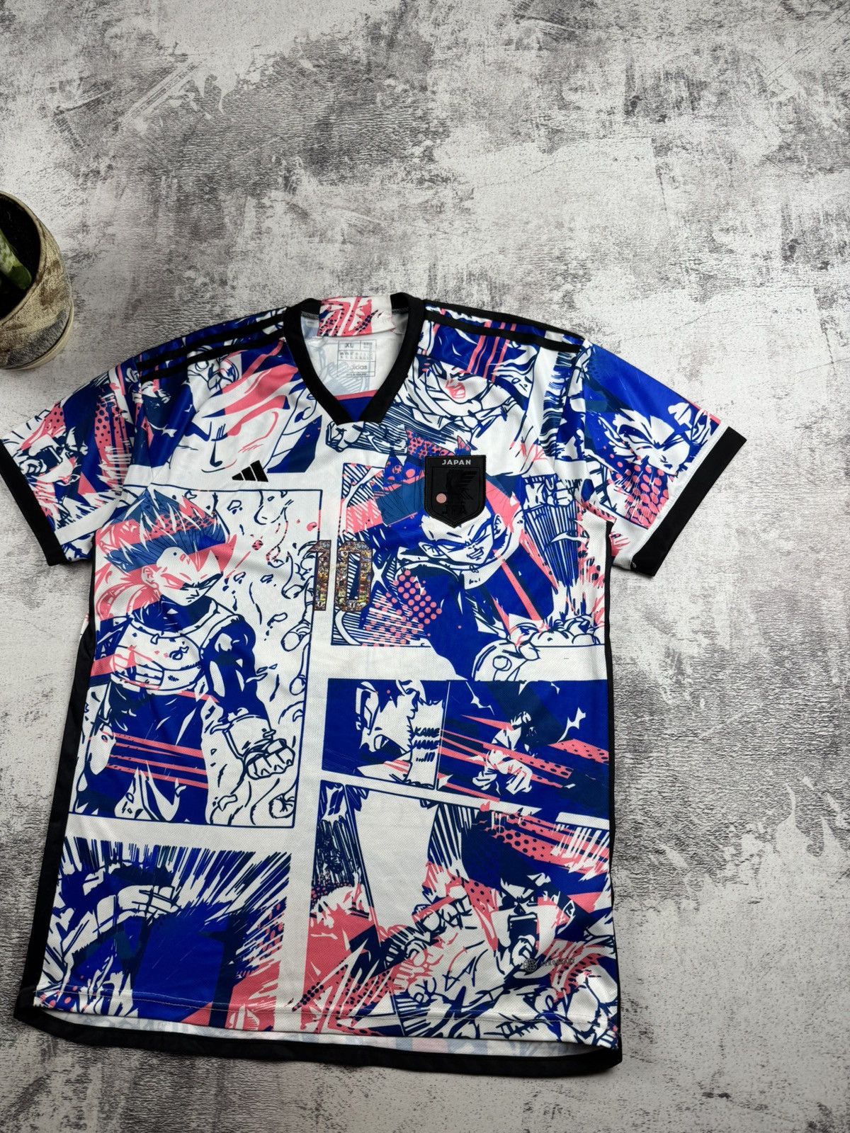 Vintage Japan 2023 #10 Anime Y2K Men’s XL Dragonball Soccer Football T Shirt Jersey Tee Size US XL / EU 56 / 4 - 4 Thumbnail